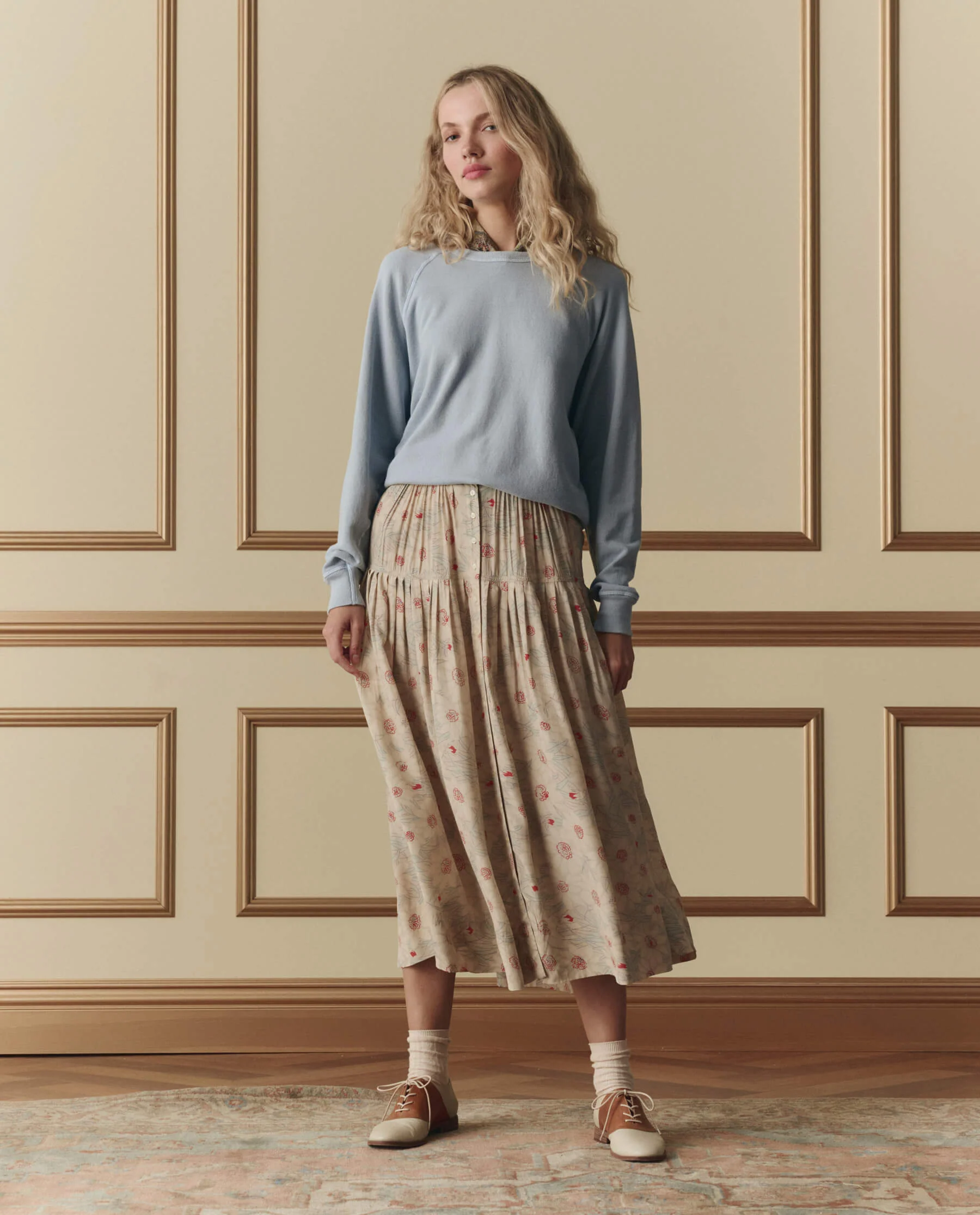 The Highland Skirt. -- Champagne Scattered Bloom
