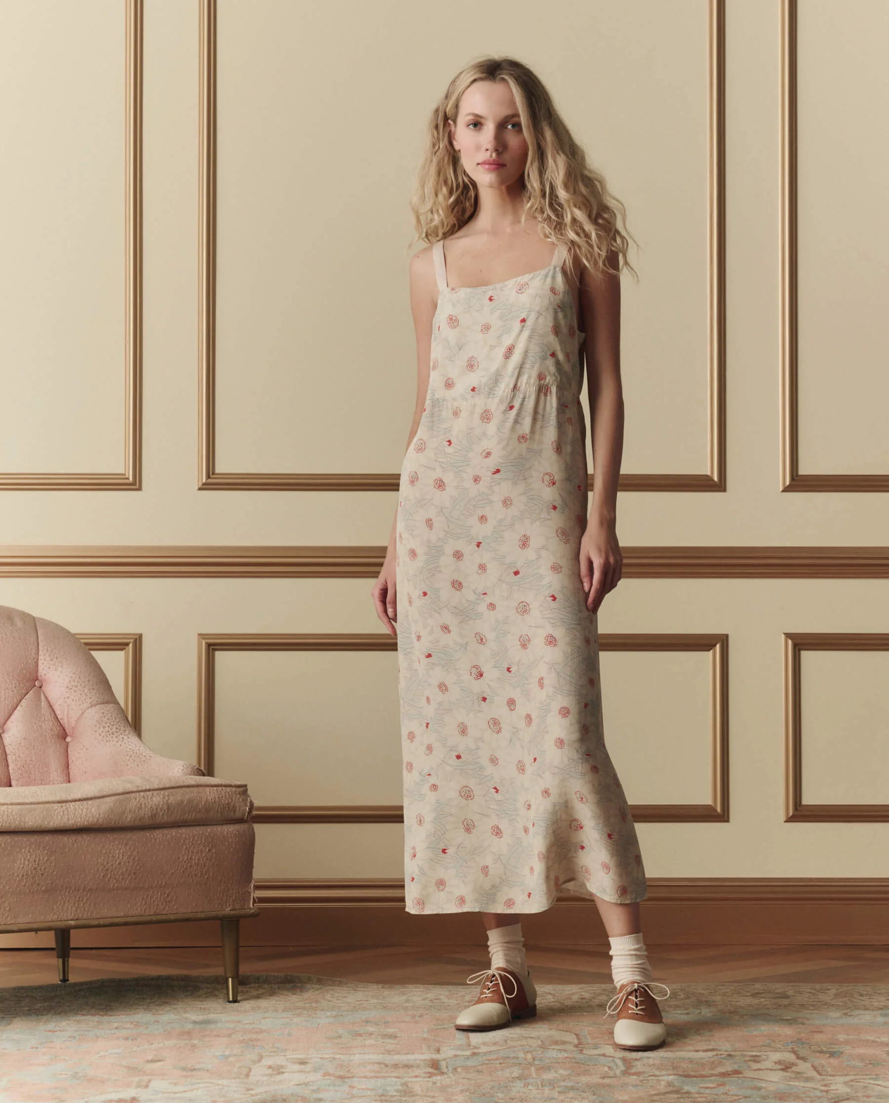 1071-the-sunroom-slip-dress.-champagne-scattered-bloom-1.webp The Sunroom Slip Dress. -- Champagne Scattered Bloom