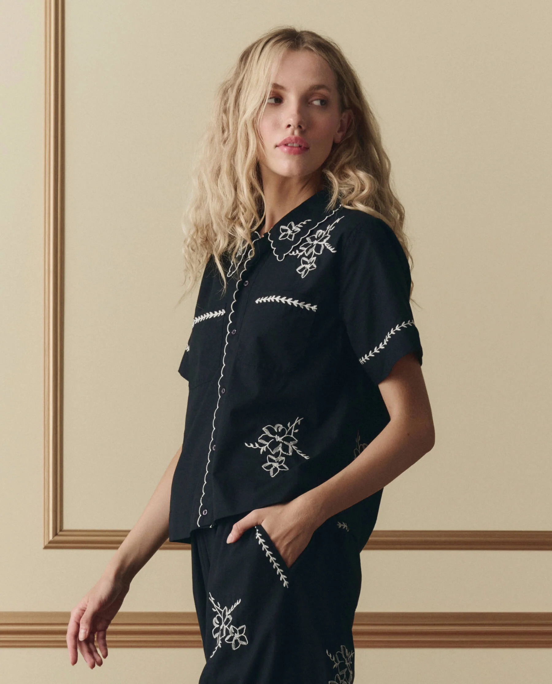 The Bowling Shirt W/ Hanky Embroidery. -- Black
