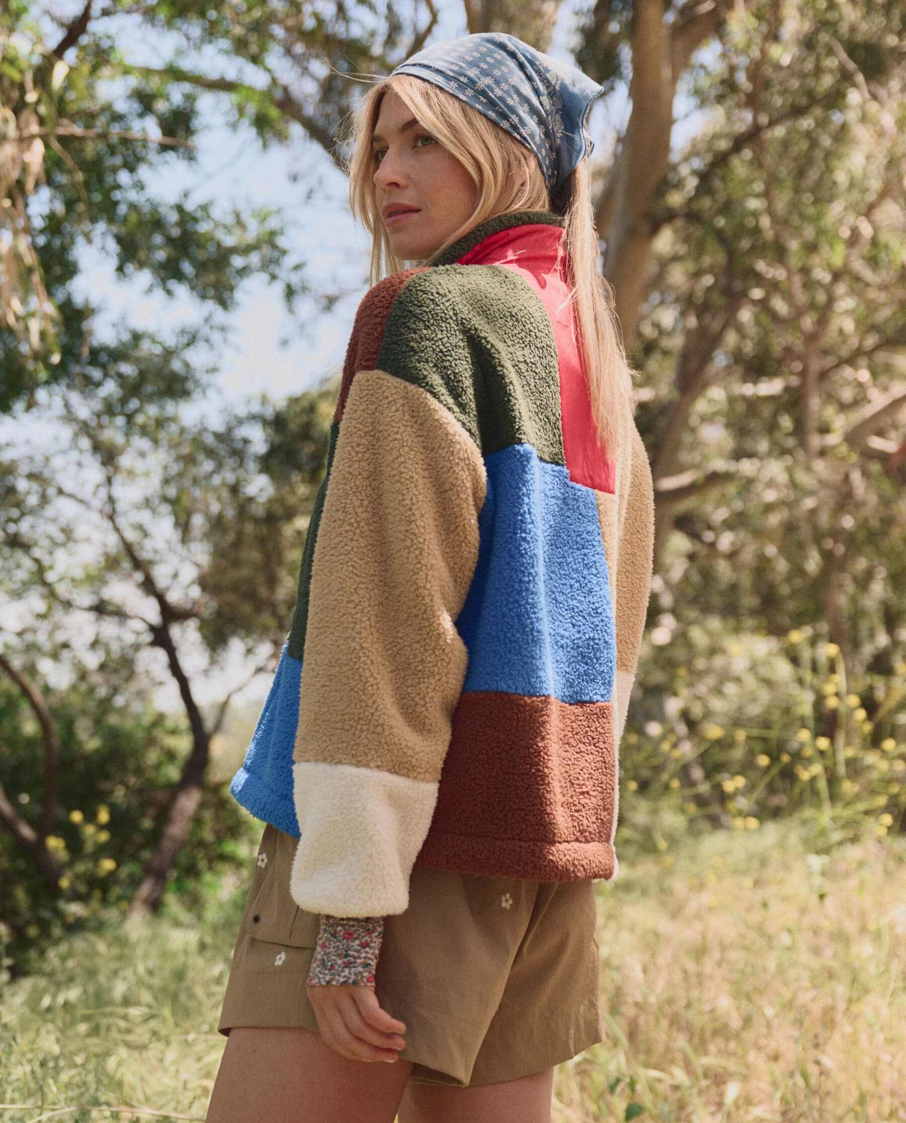 1211-the-plush-color-block-sierra-pullover.-canyon-multi-4.jpg The Plush Color Block Sierra Pullover. -- Canyon Multi