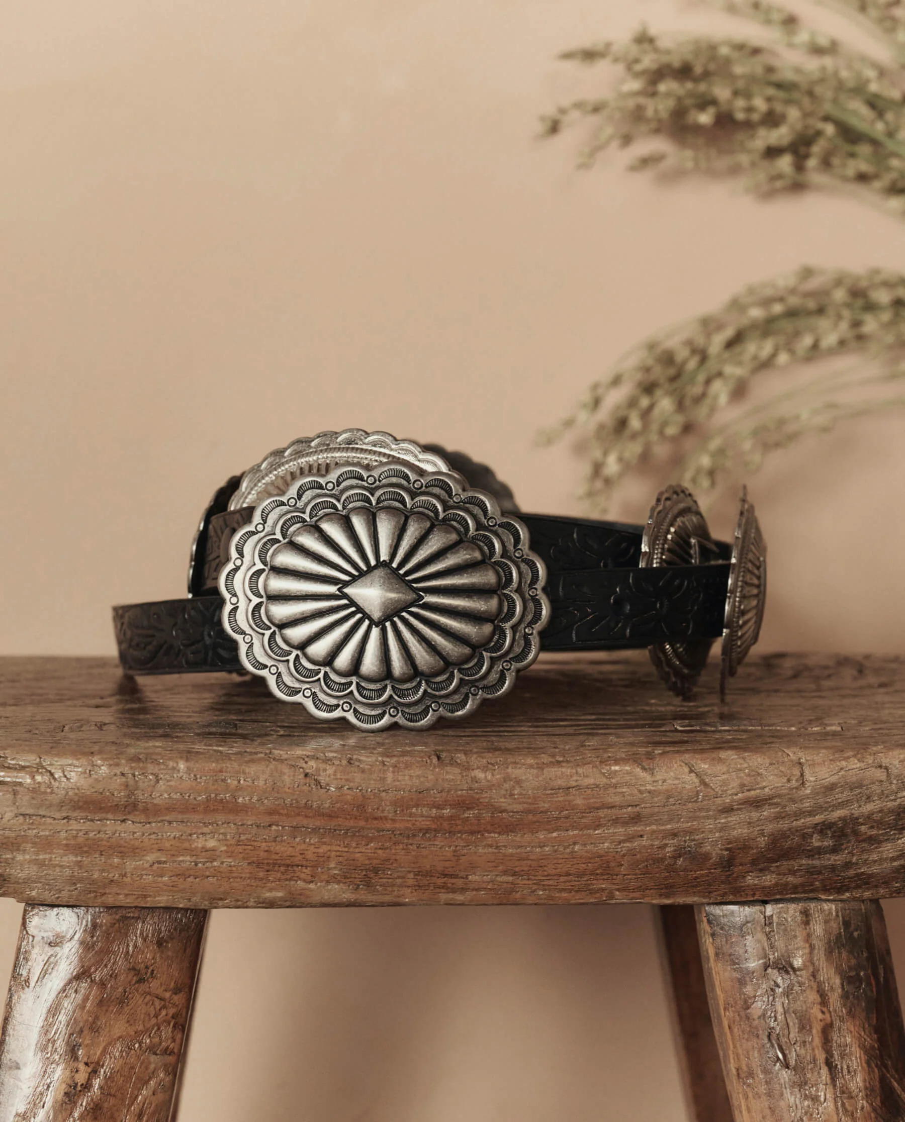 1259-the-tooled-leather-concho-belt.-black-with-silver-4.webp The Tooled Leather Concho Belt. -- Black With Silver