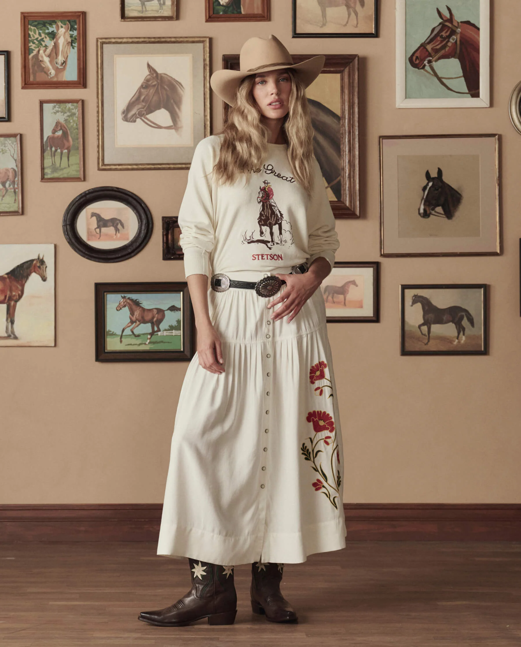 1290-the-college-sweatshirt-with-stetson-graphic.-washed-white-3.webp The College Sweatshirt With Stetson Graphic. -- Washed White