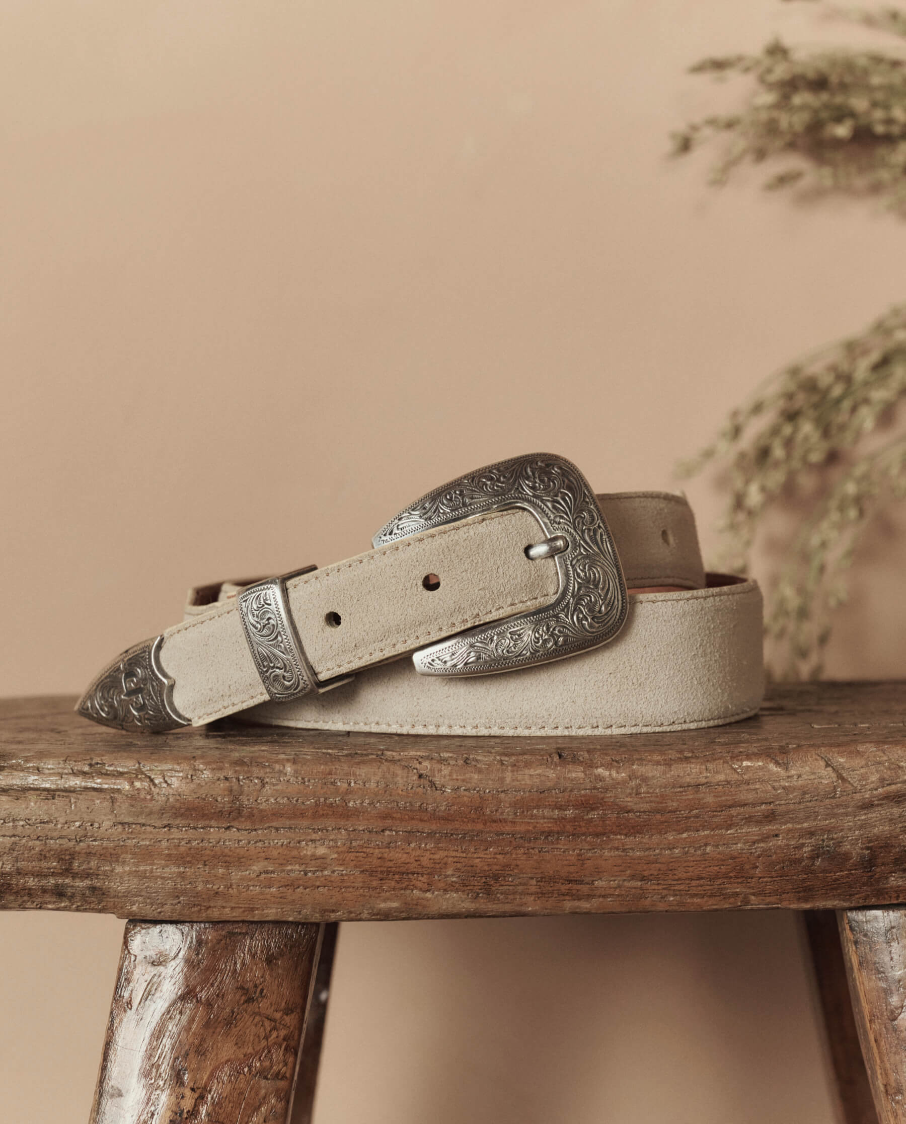 1295-the-western-narrow-belt.-cream-with-silver-1.jpg The Western Narrow Belt. -- Cream With Silver