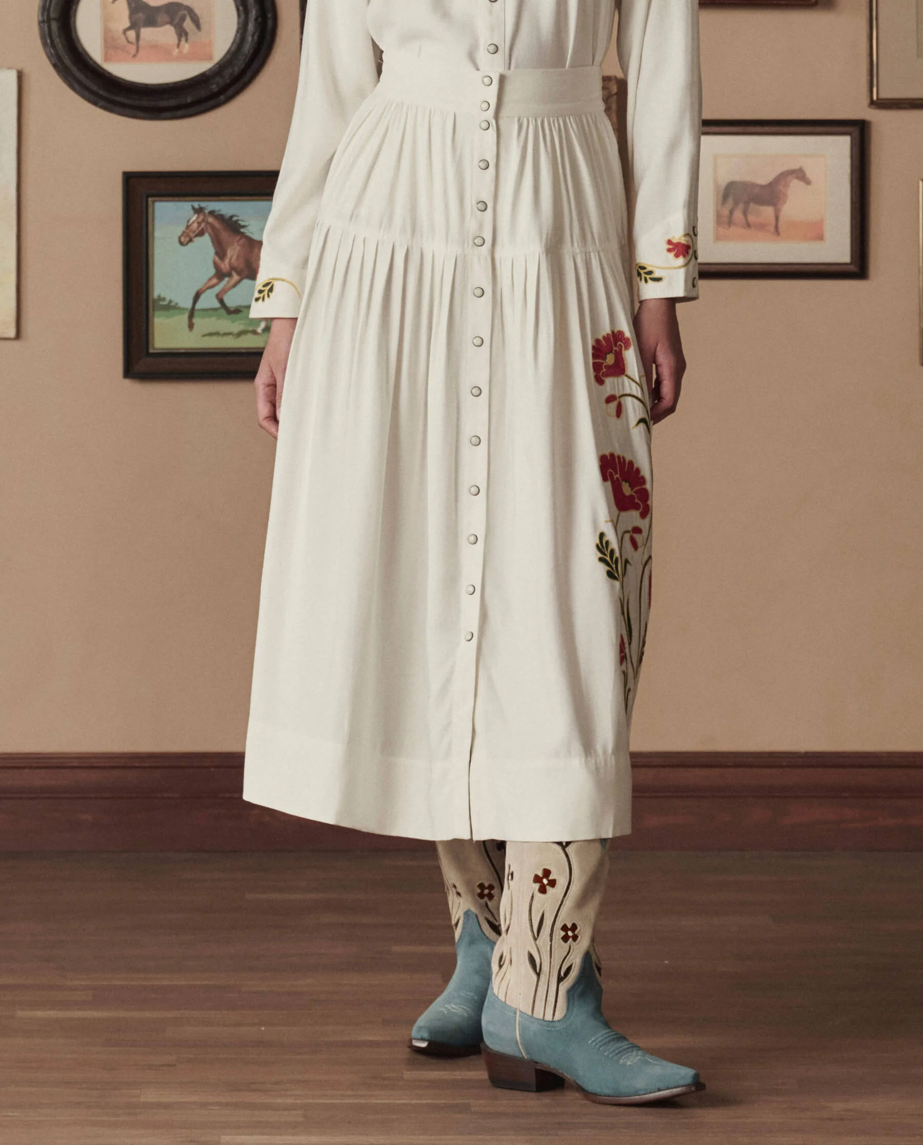 1330-the-cowboy-boot-suede-floral-.-washed-indigo-floral-4.webp The Cowboy Boot (Suede Floral). -- Washed Indigo Floral