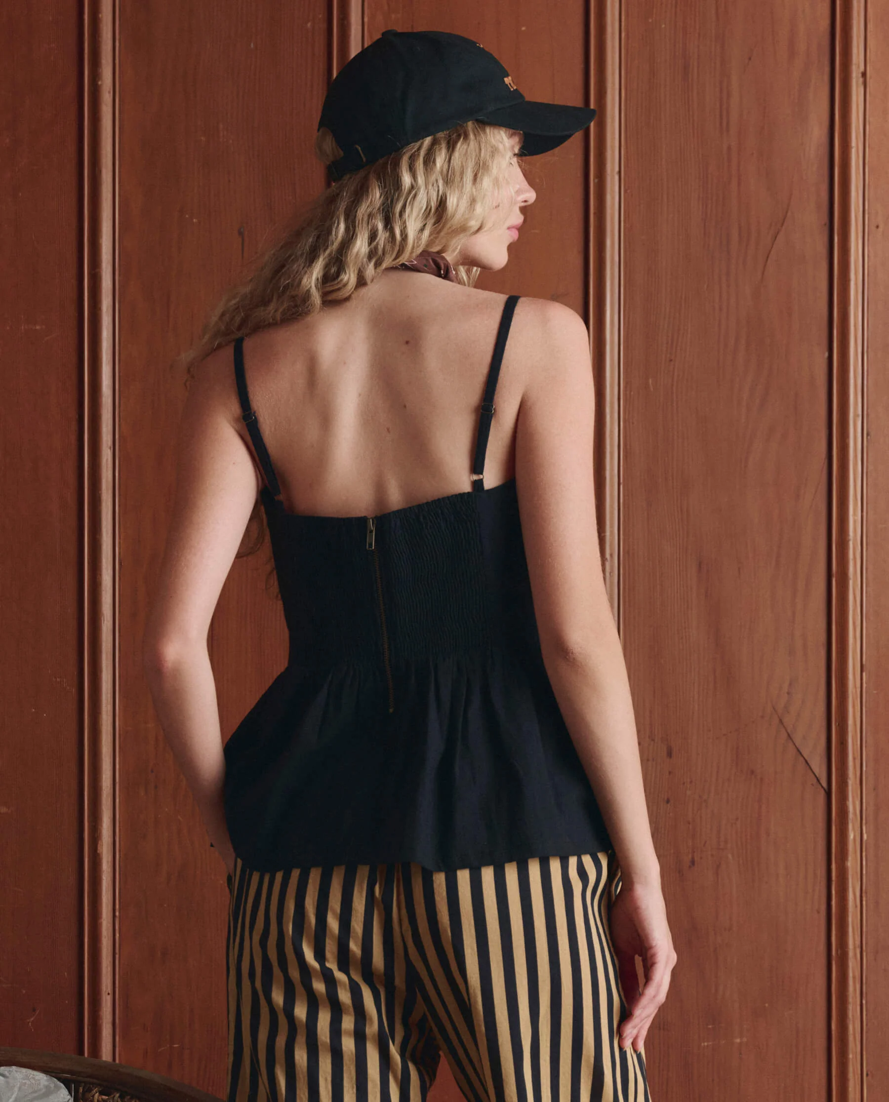 The Verse Top. -- Black