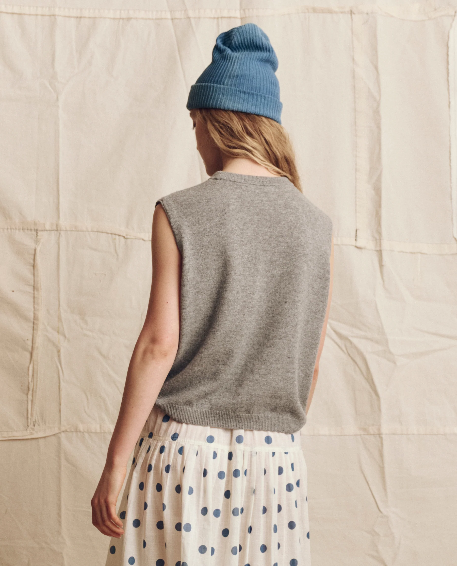 The Cashmere Pullover Vest. -- Heather Grey