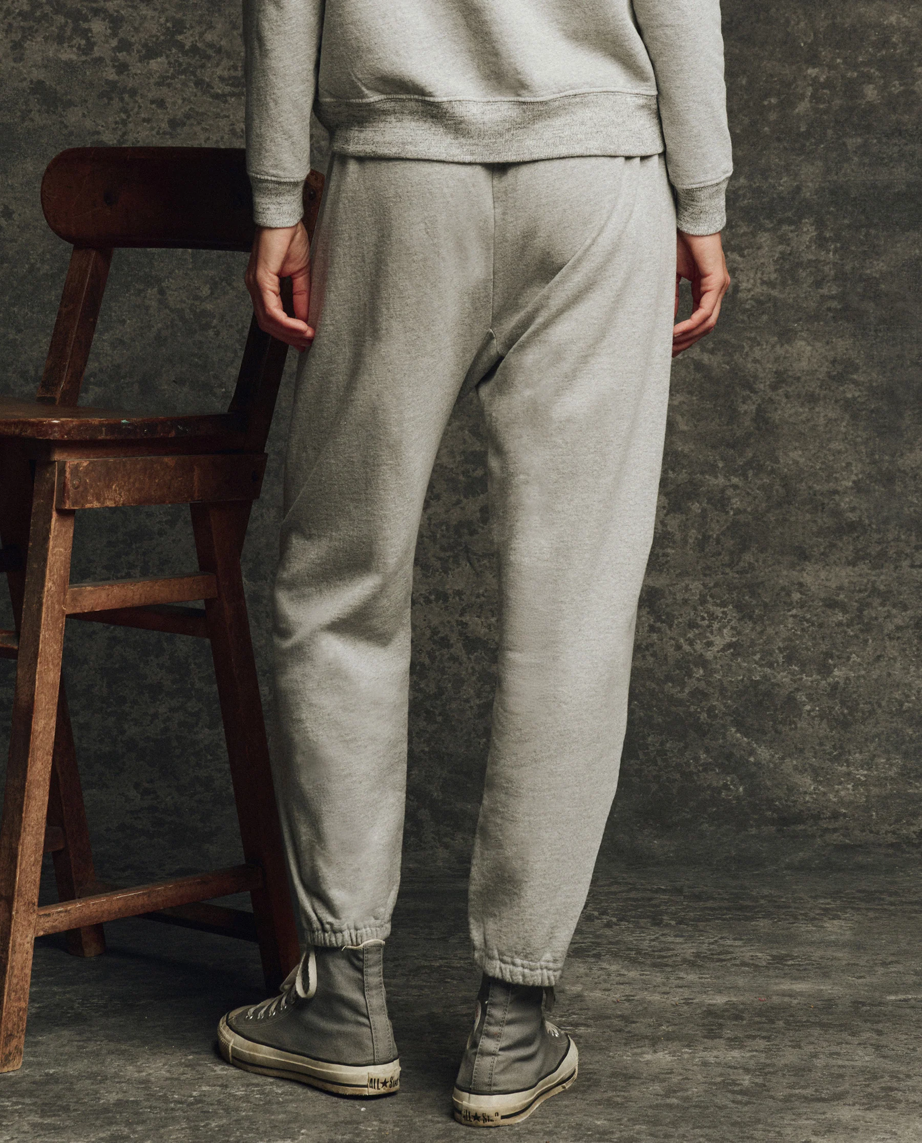 The Fleece Stadium Sweatpant. Solid -- Heather Grey