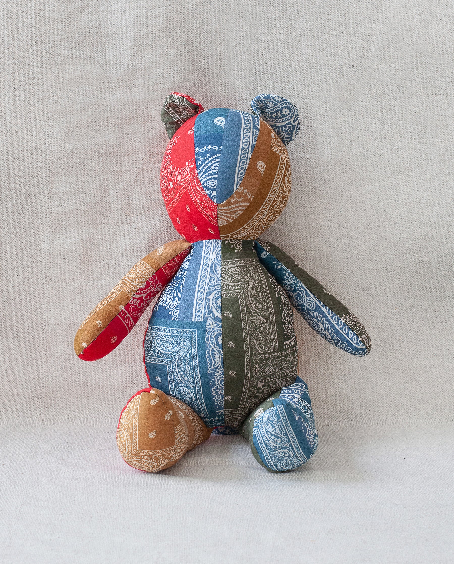 2049-the-bear.-multi-1.jpg The Bear. -- Multi