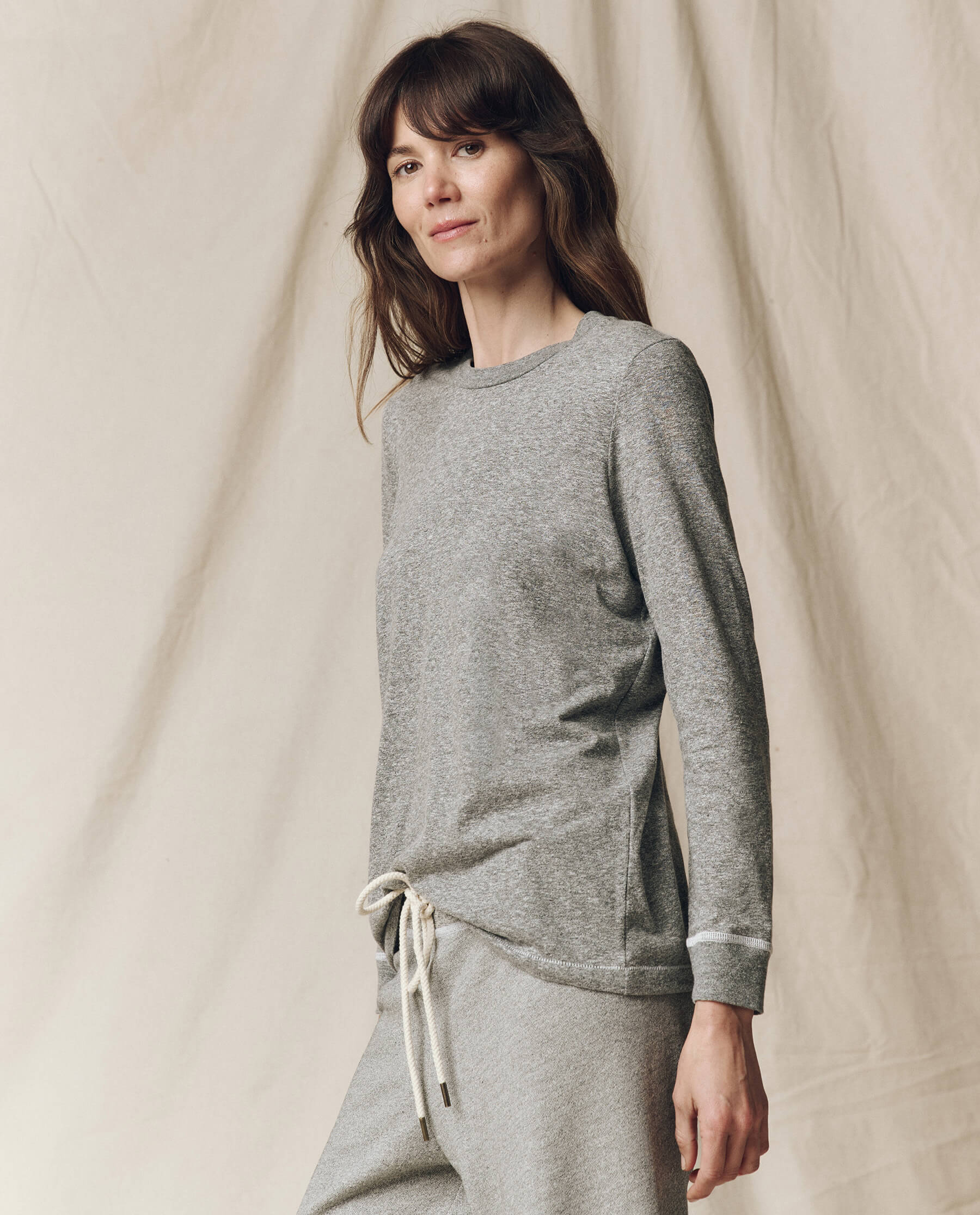 2109-the-long-sleeve-slim-tee.-solid-heather-grey-4.jpg The Long Sleeve Slim Tee. Solid -- Heather Grey