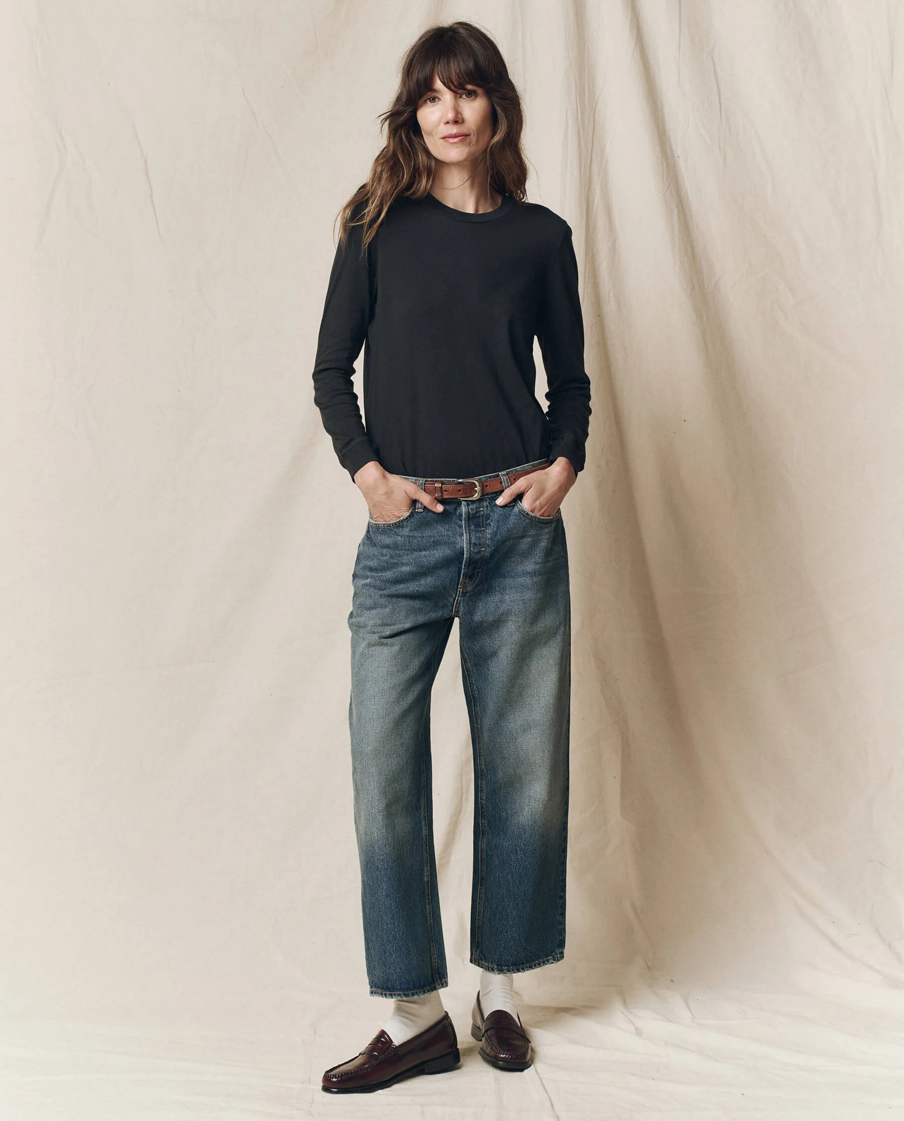 2119-the-long-sleeve-slim-tee.-solid-almost-black-2.webp The Long Sleeve Slim Tee. Solid -- Almost Black