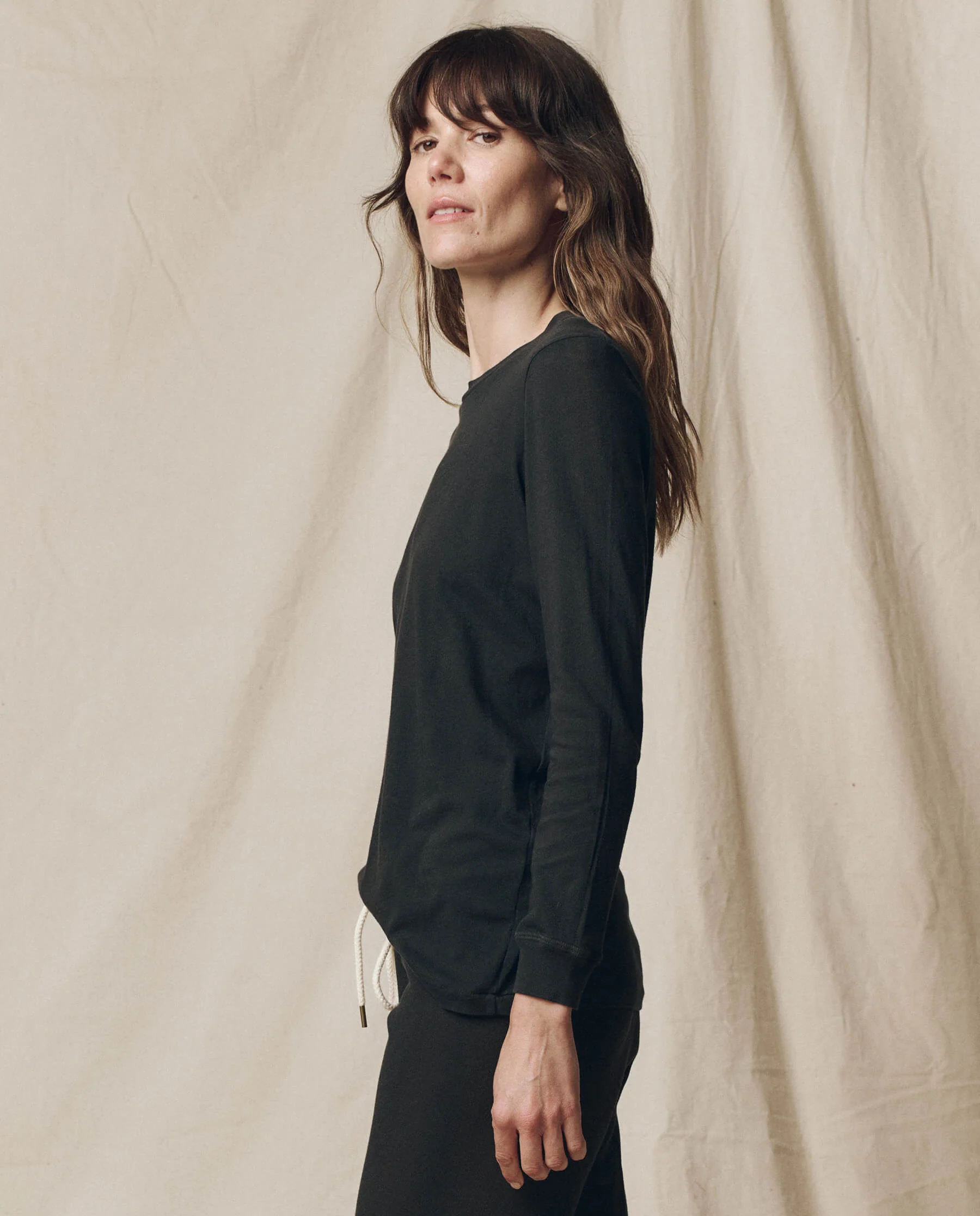 2119-the-long-sleeve-slim-tee.-solid-almost-black-4.webp The Long Sleeve Slim Tee. Solid -- Almost Black