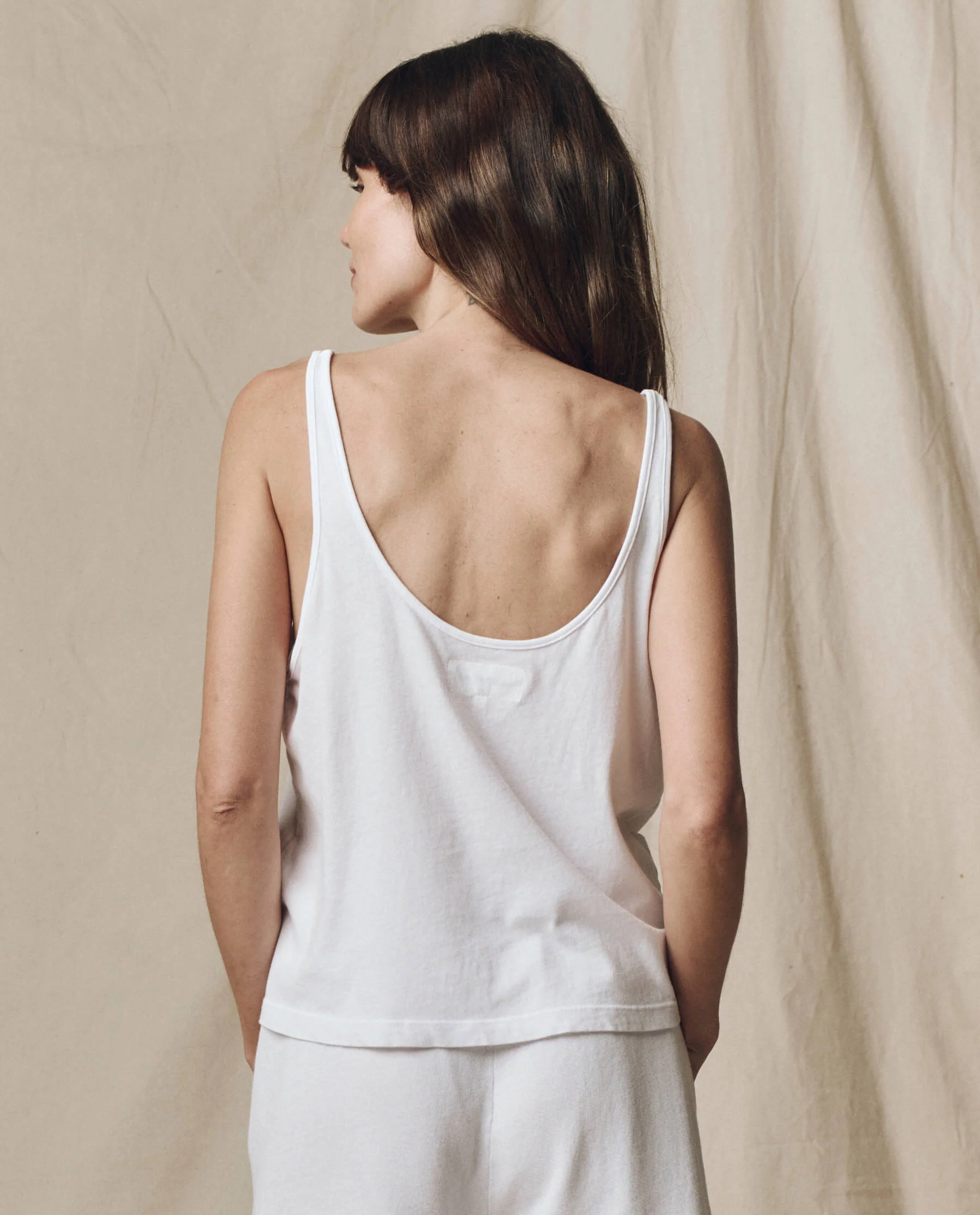 2316-the-scoop-neck-tank.-true-white-2.webp The Scoop Neck Tank. -- True White
