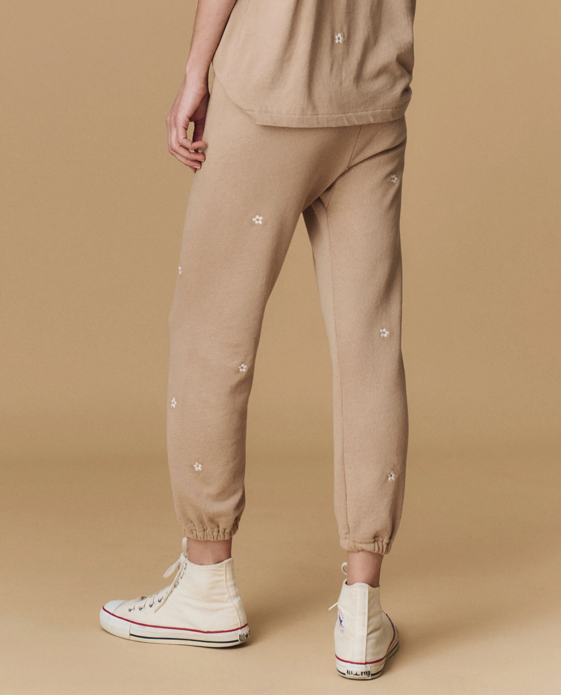 The Stadium Sweatpant. Embroidered -- Khaki with Daisy Embroidery
