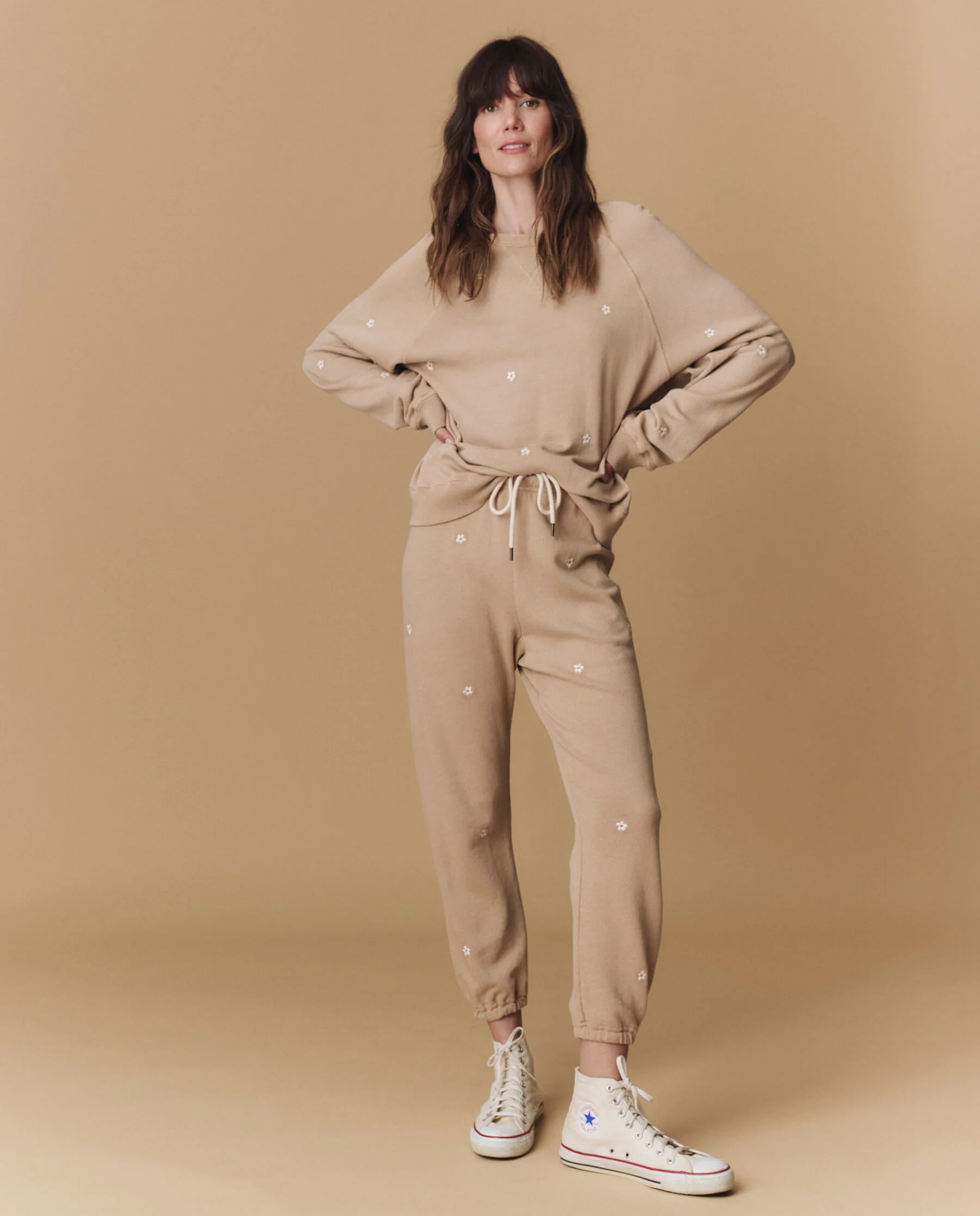The Stadium Sweatpant. Embroidered -- Khaki with Daisy Embroidery
