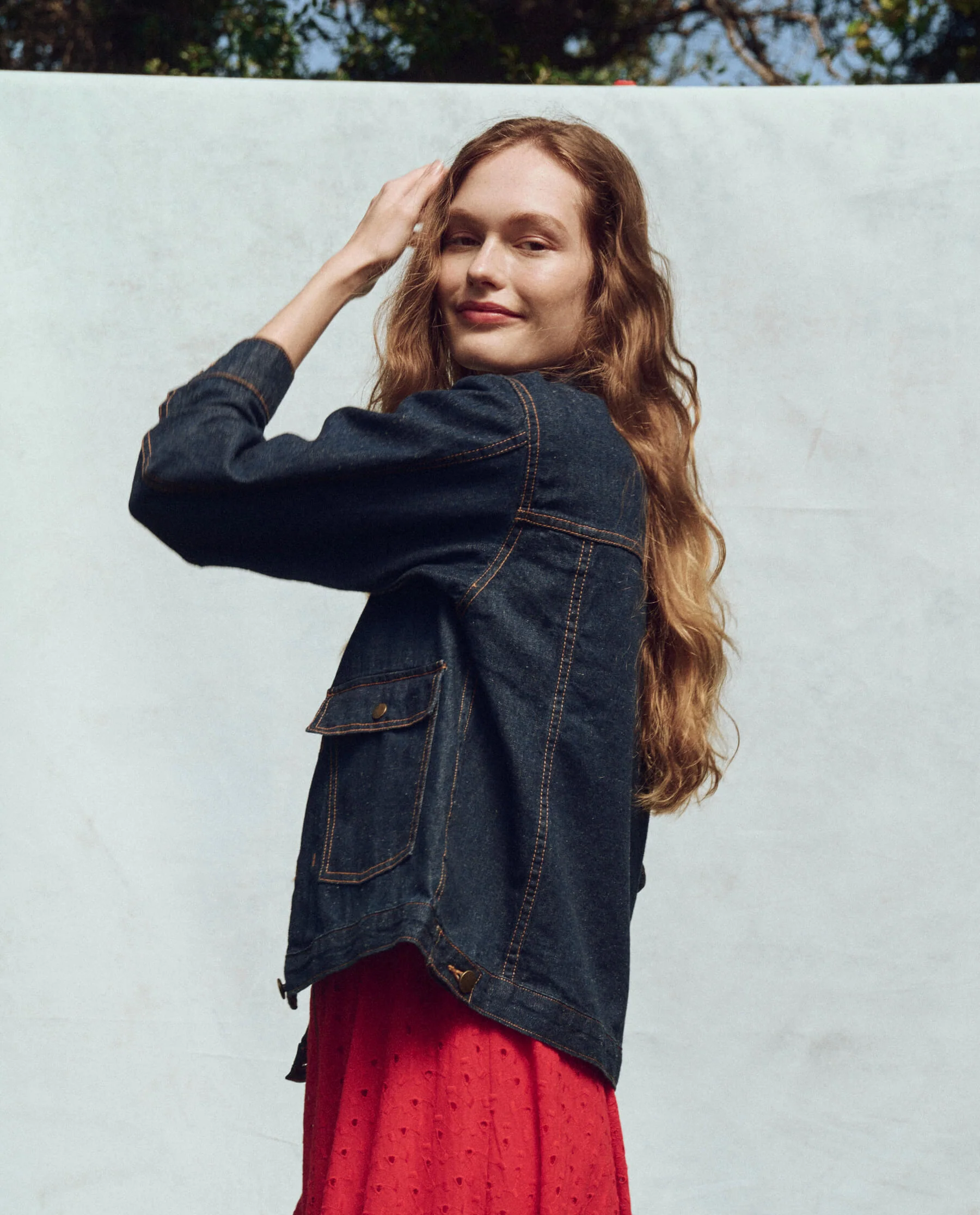 2602-the-workwear-jean-jacket.-rinse-3.webp The Workwear Jean Jacket. -- Rinse