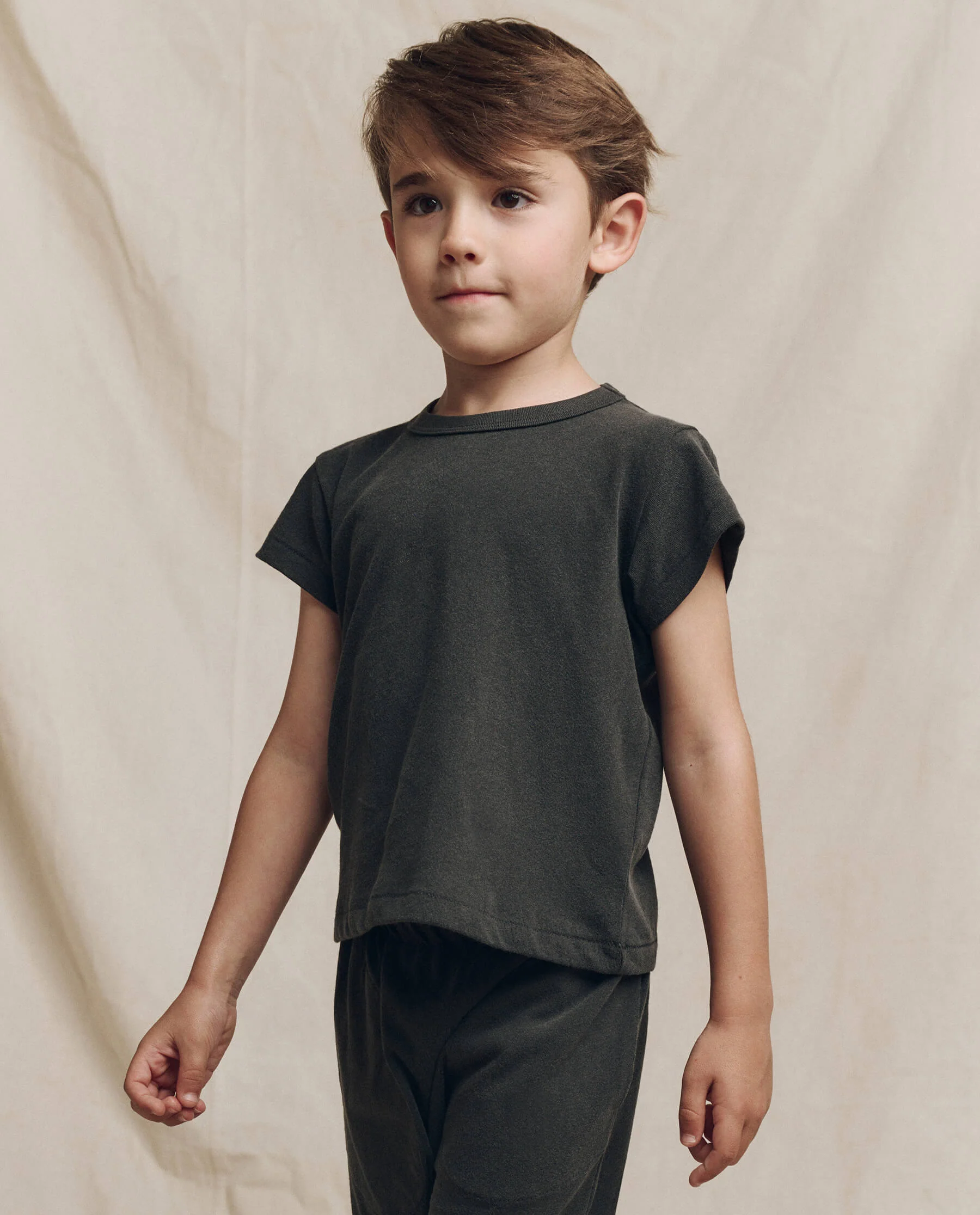 2687-the-little-boxy-crew.-solid-washed-black-3.webp The Little Boxy Crew. Solid -- Washed Black
