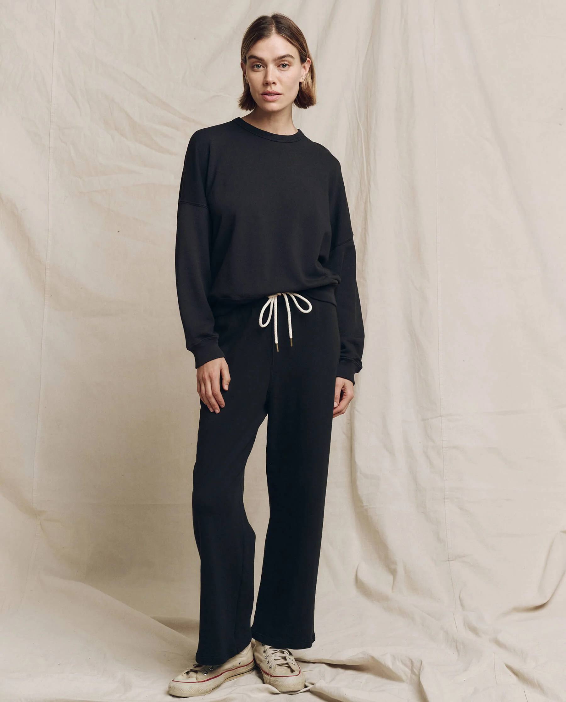 2752-the-lap-sweatpant.-solid-almost-black-4.webp The Lap Sweatpant. Solid -- Almost Black