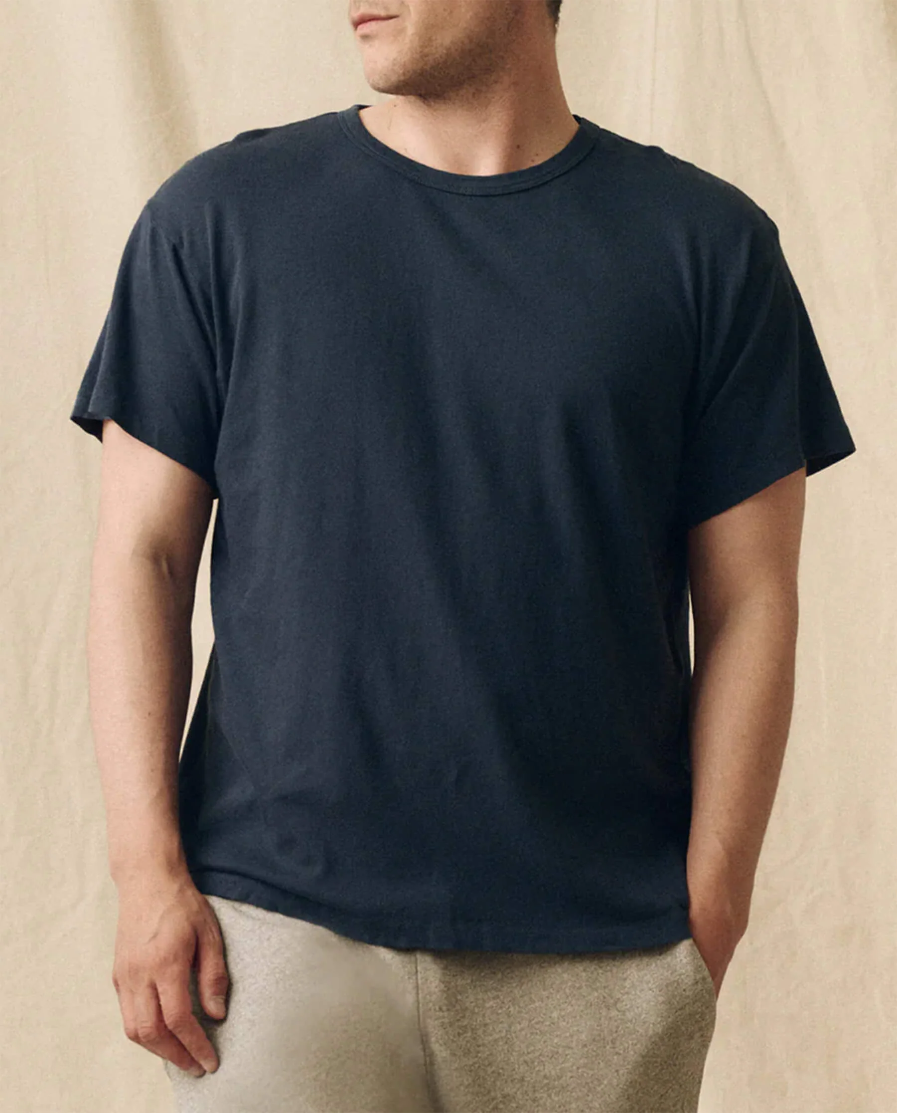 2757-the-men-s-slim-tee.-true-navy-1.webp The Men's Slim Tee. -- True Navy