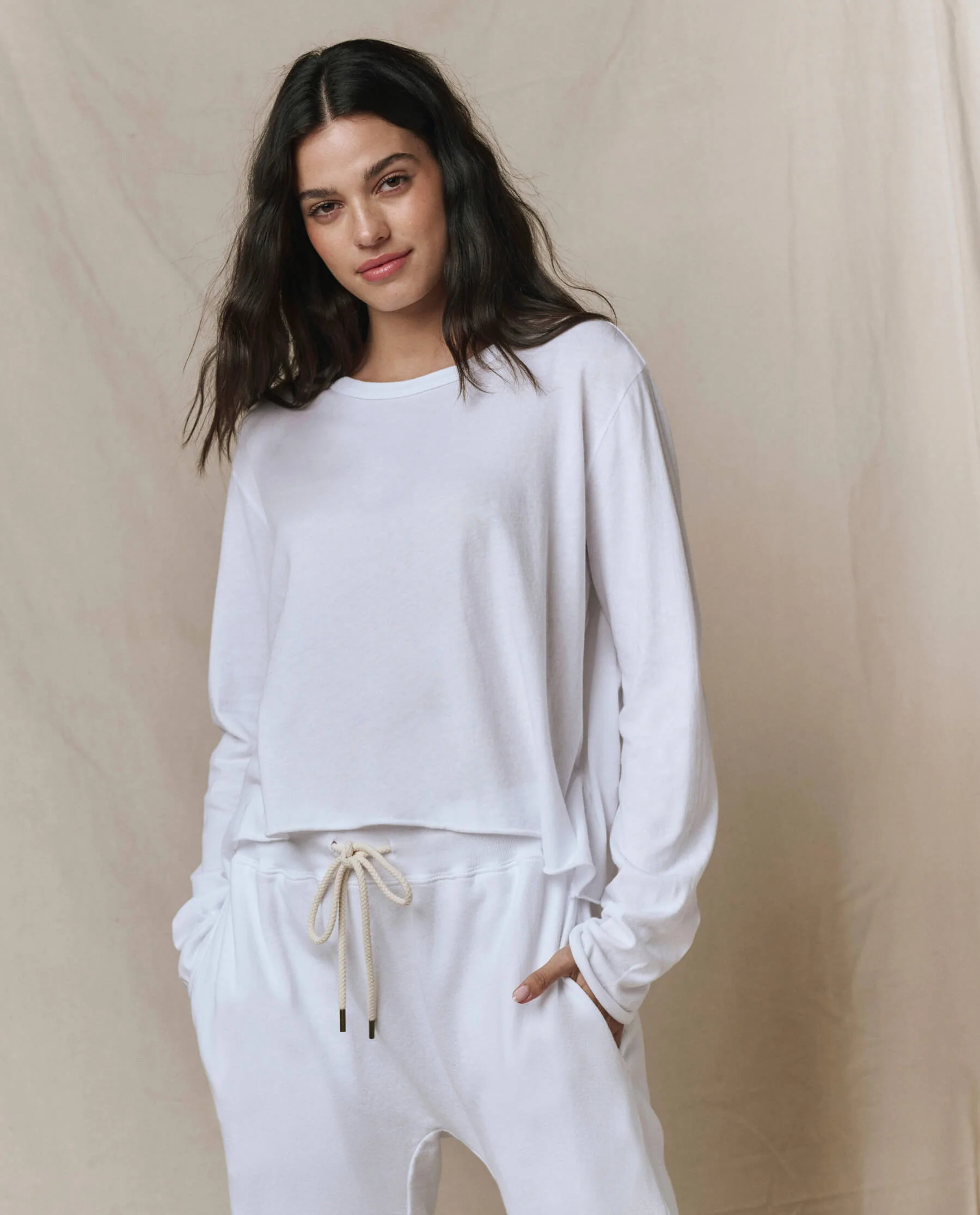 2798-the-long-sleeve-crop-tee.-true-white-1.webp The Long Sleeve Crop Tee. -- True White