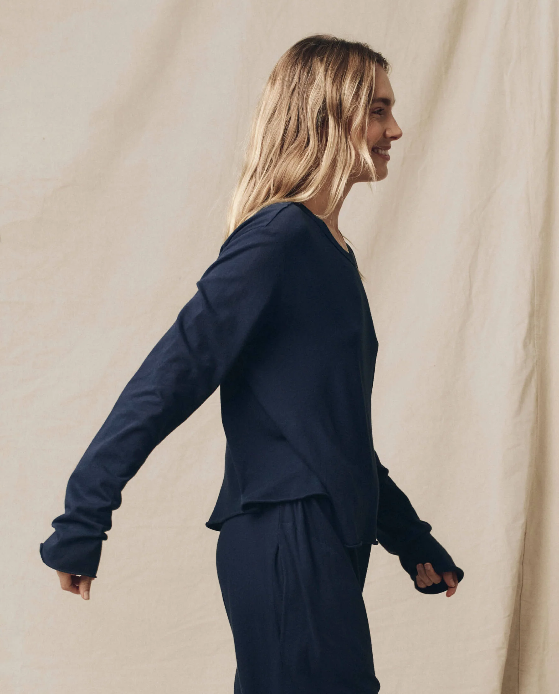 2803-the-long-sleeve-crop-tee.-true-navy-3.webp The Long Sleeve Crop Tee. -- True Navy
