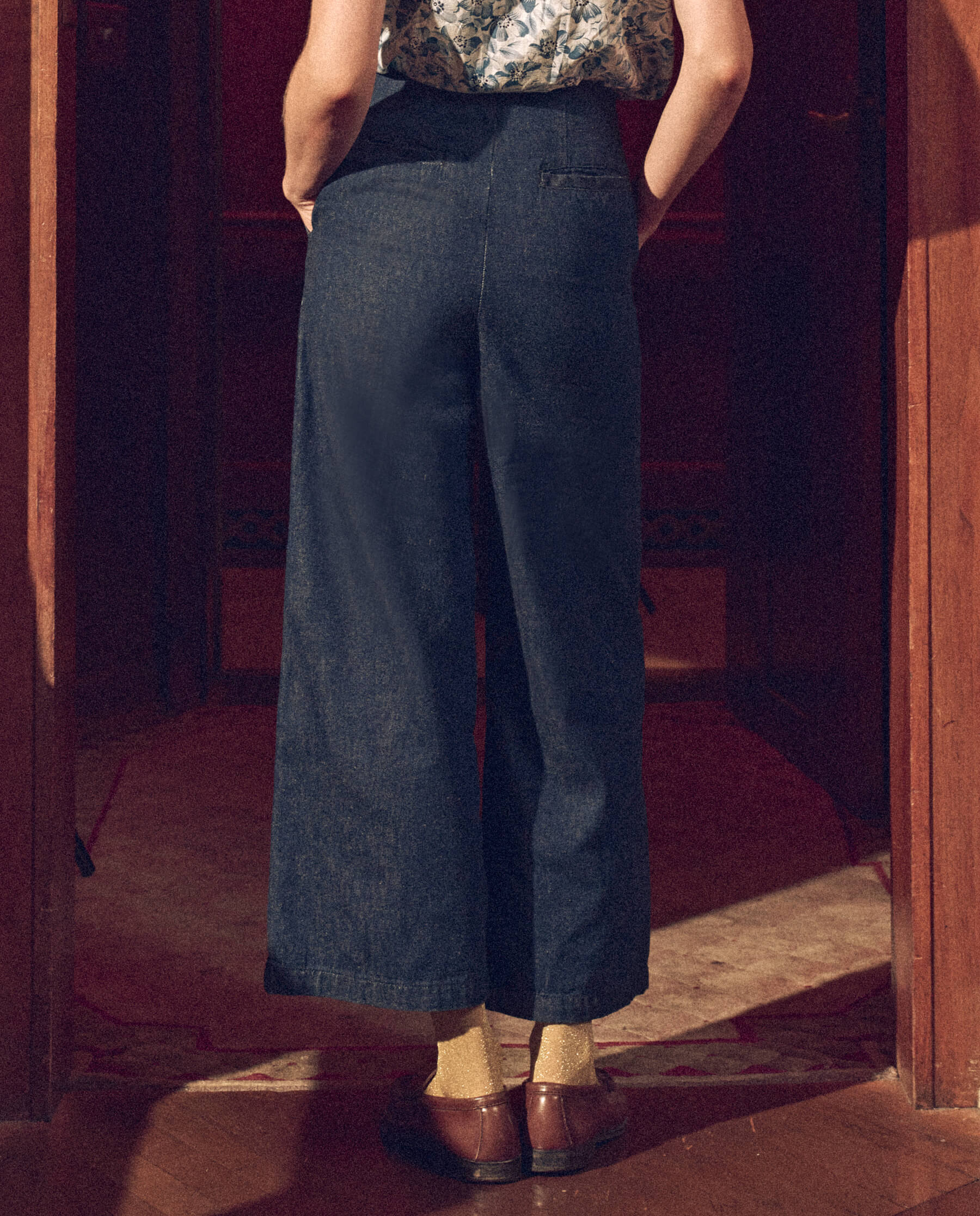 2817-the-sculpted-trouser.-rinse-wash-2.jpg The Sculpted Trouser. -- Rinse Wash