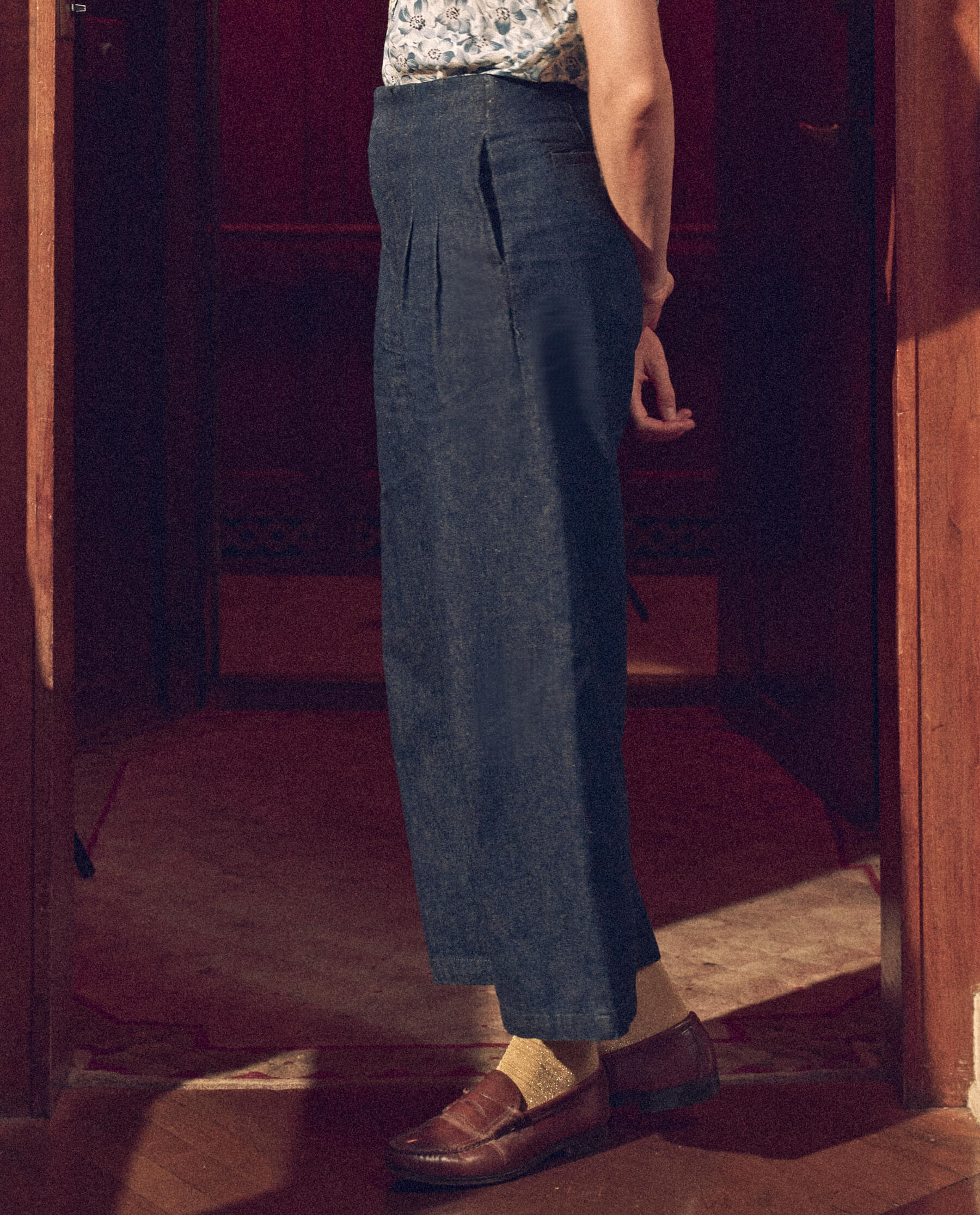 2817-the-sculpted-trouser.-rinse-wash-3.jpg The Sculpted Trouser. -- Rinse Wash