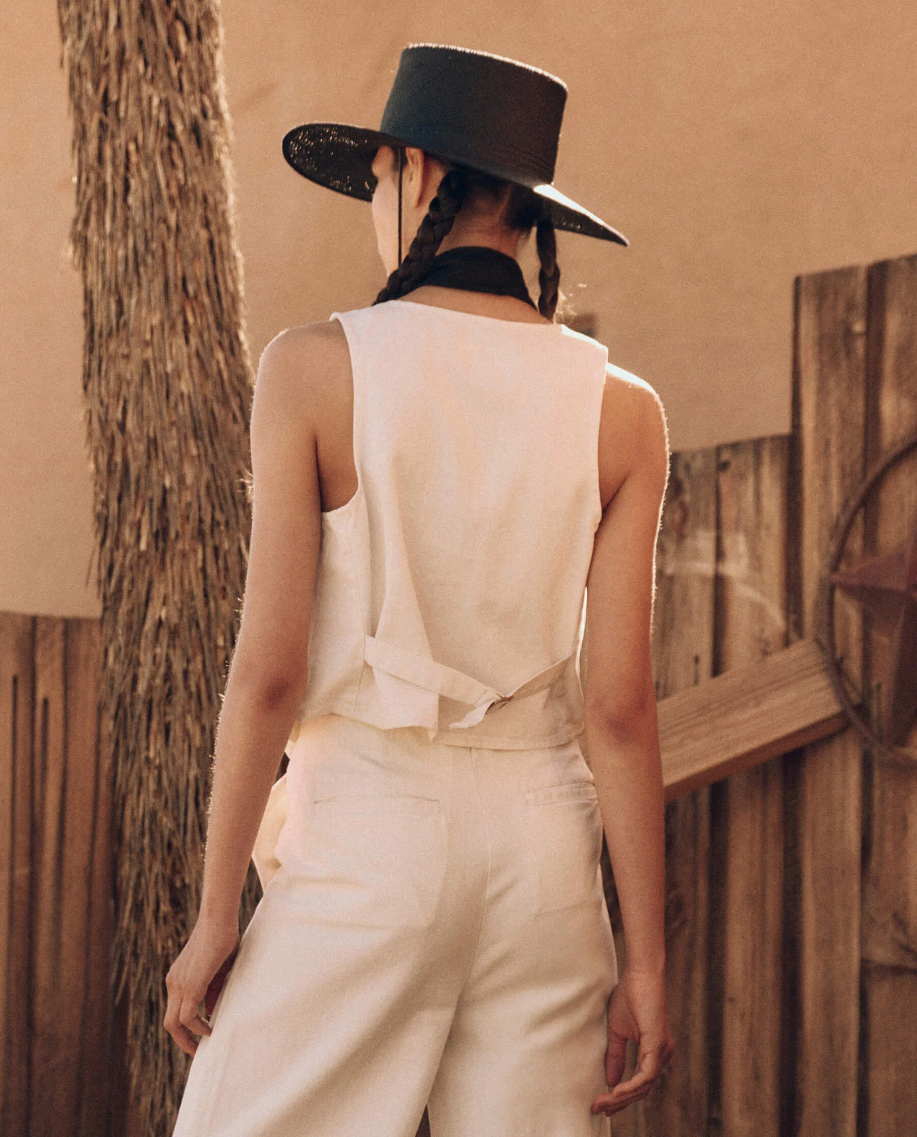 2826-the-suit-vest.-natural-hemp-2.webp The Suit Vest. -- Natural Hemp