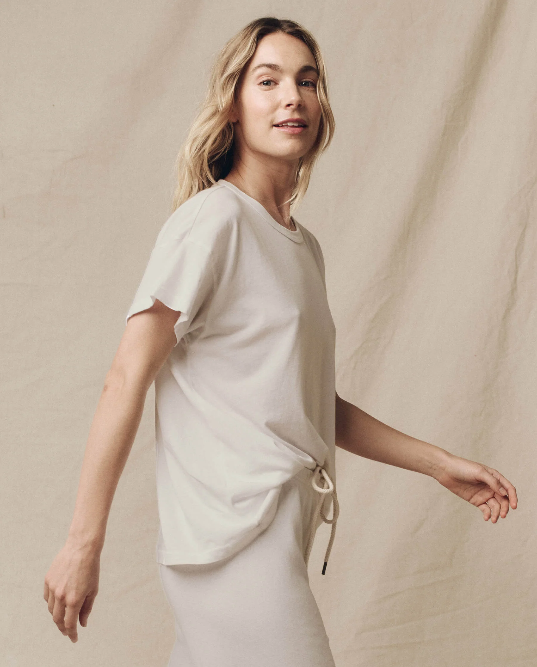 2992-the-boxy-crew.-solid-washed-white-3.webp The Boxy Crew. Solid -- Washed White