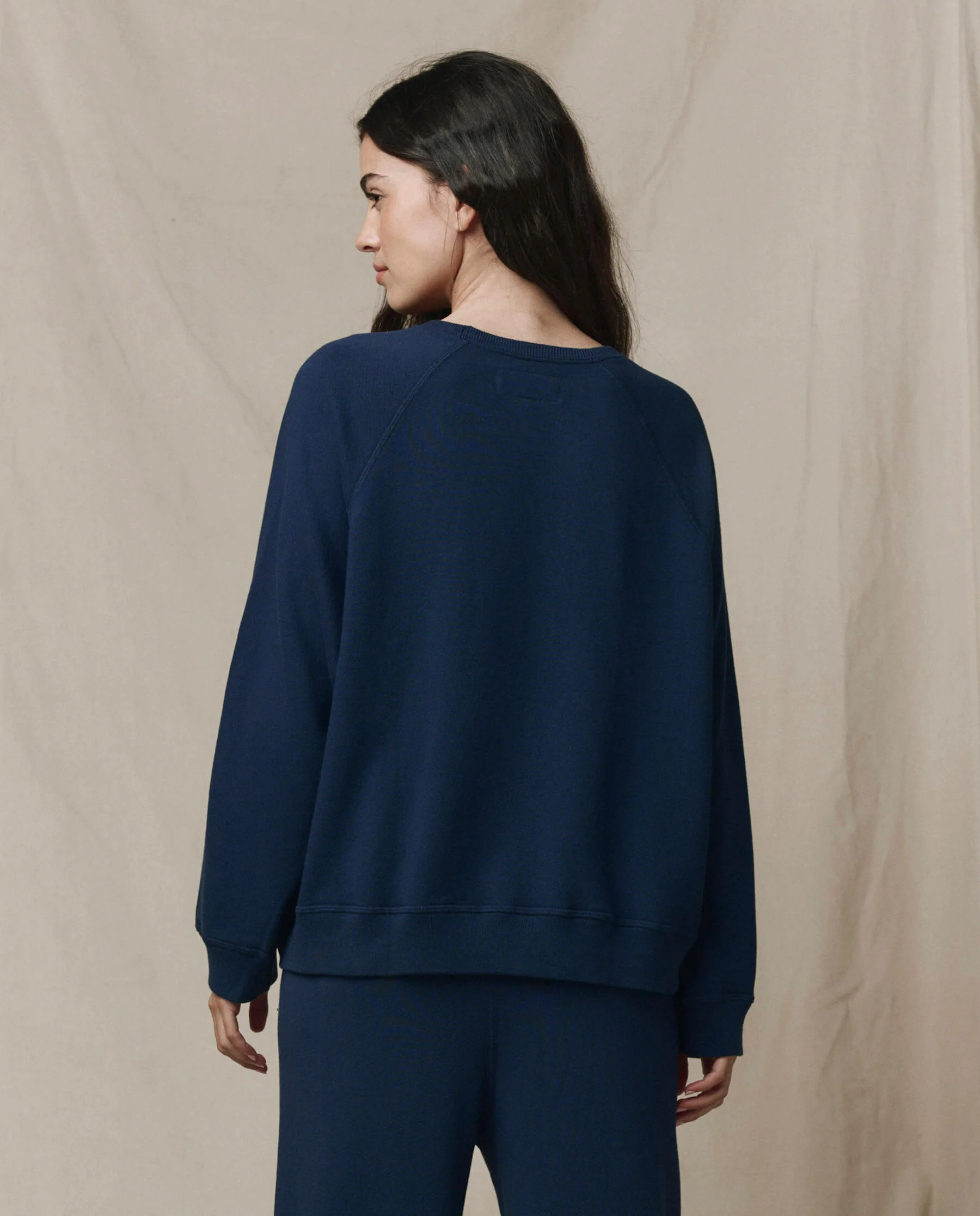 3011-the-slouch-sweatshirt.-solid-true-navy-5.webp The Slouch Sweatshirt. Solid -- True Navy