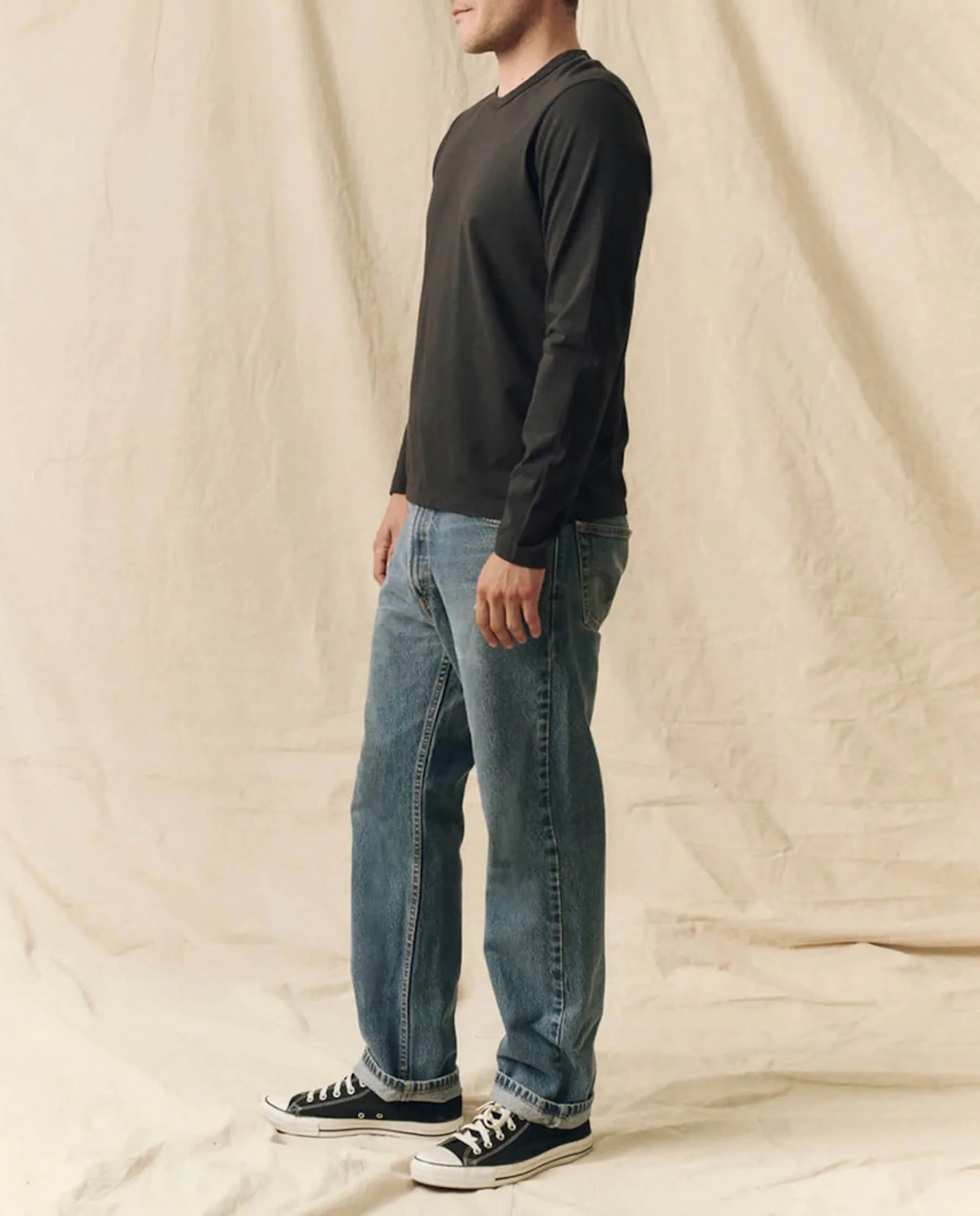 3086-the-men-s-pure-knits-long-sleeve-slim-crew.-solid-almost-black-4.webp The Men's Pure Knits Long Sleeve Slim Crew. Solid -- Almost Black