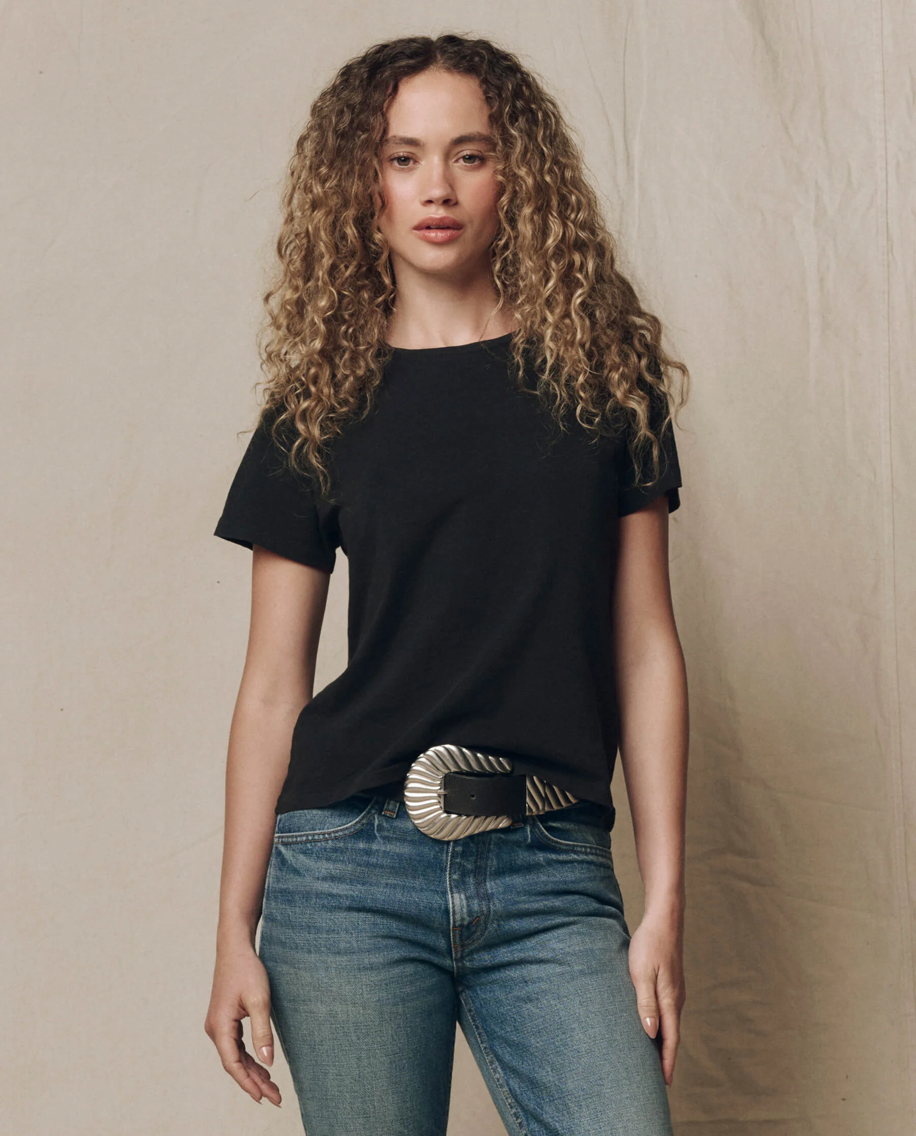 3179-the-little-tee.-solid-almost-black-1.webp The Little Tee. Solid -- Almost Black