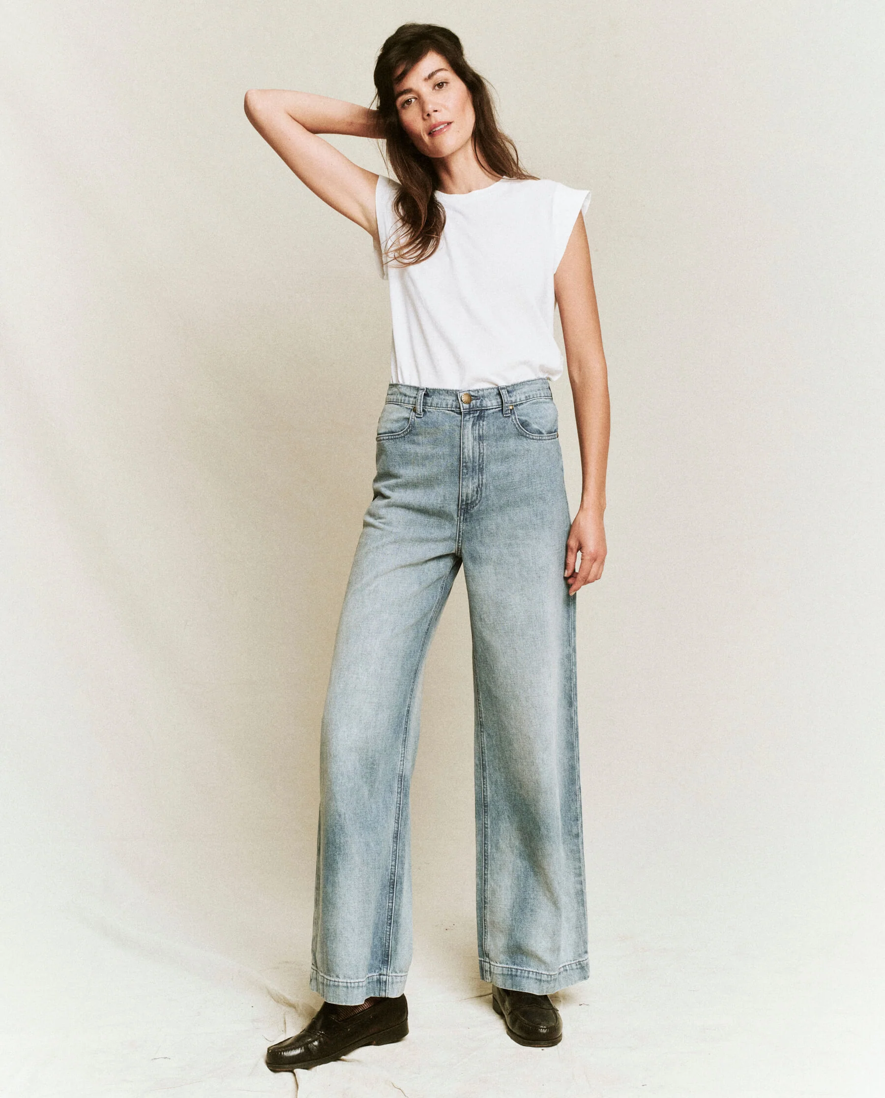 3261-the-peak-shoulder-tee.-true-white-3.webp The Peak Shoulder Tee. -- True White