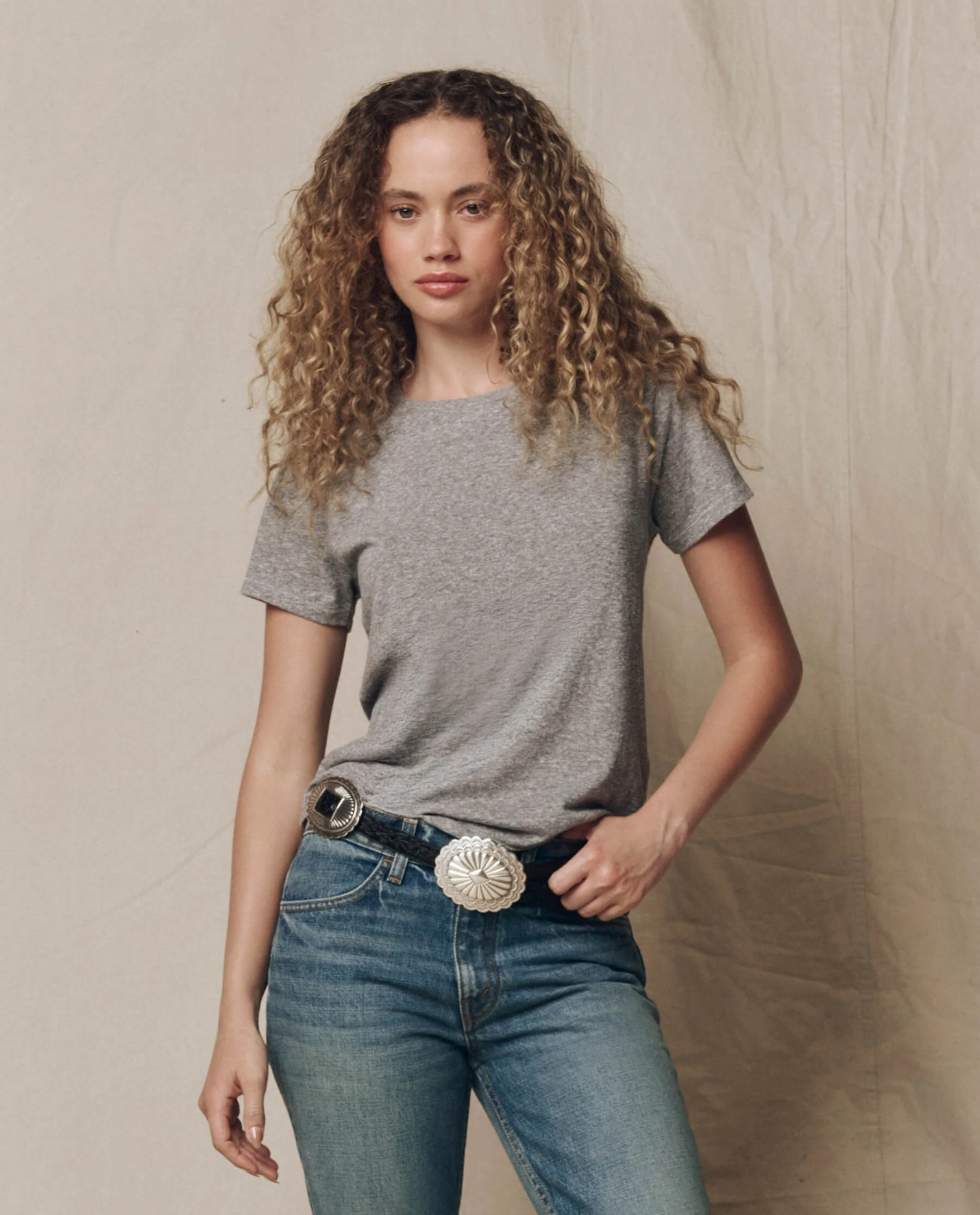 3285-the-little-tee.-solid-heather-grey-1.webp The Little Tee. Solid -- Heather Grey