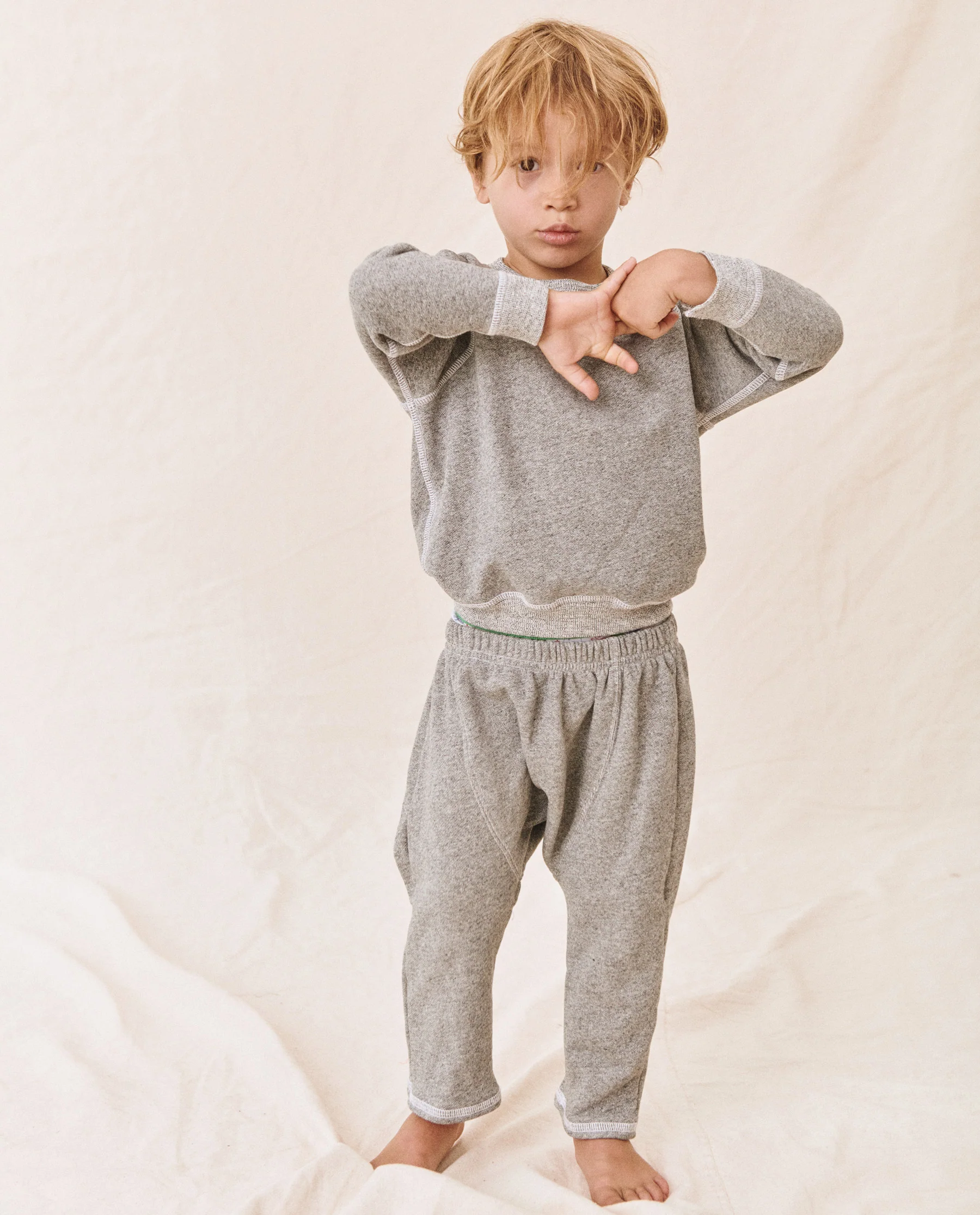 3390-the-little-college-sweatshirt.-solid-varsity-grey-3.webp The Little College Sweatshirt. Solid -- Varsity Grey