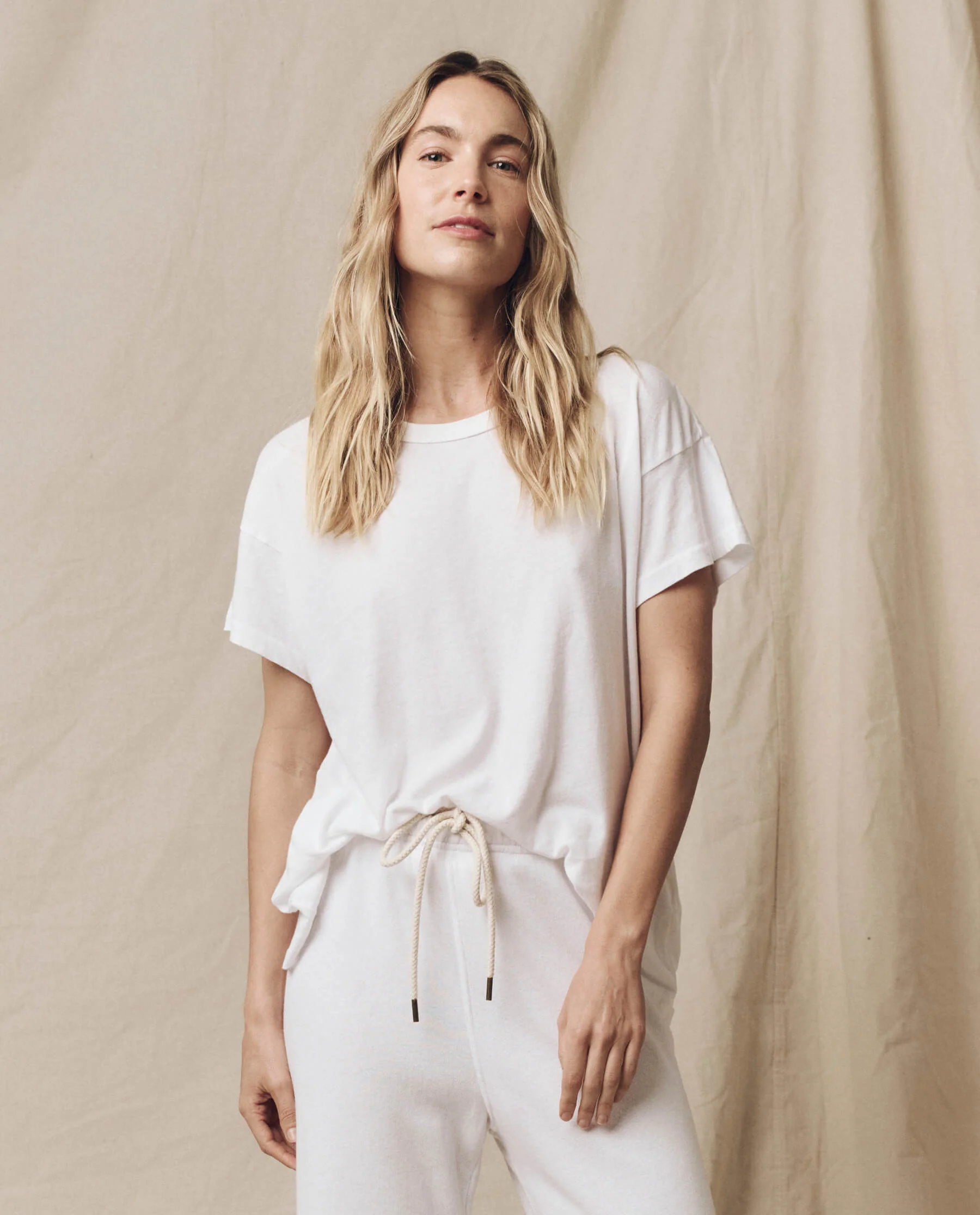 3408-the-boxy-crew.-solid-true-white-1.webp The Boxy Crew. Solid -- True White