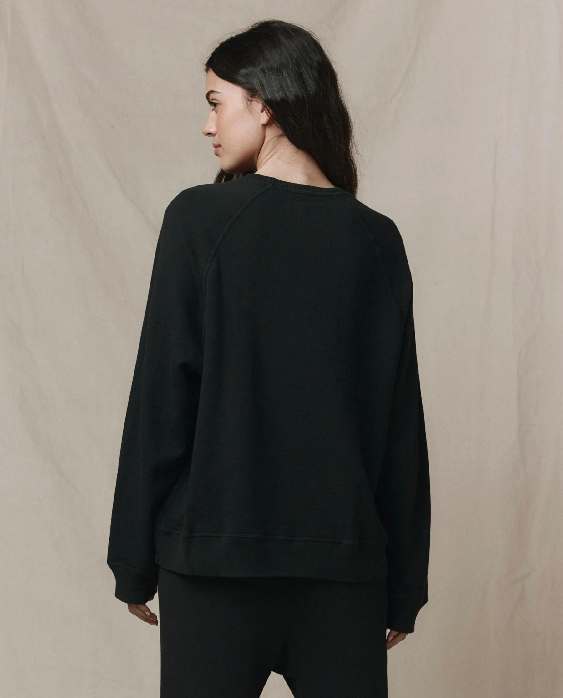 3455-the-slouch-sweatshirt.-solid-almost-black-4.webp The Slouch Sweatshirt. Solid -- Almost Black