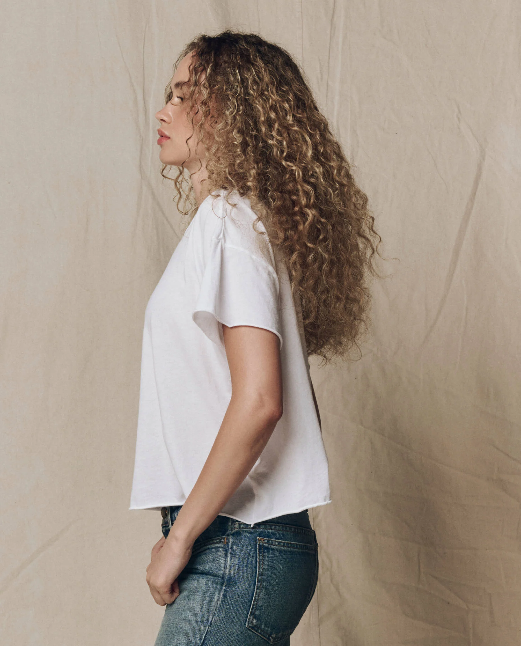 3536-the-crop-tee.-solid-true-white-3.webp The Crop Tee. Solid -- True White