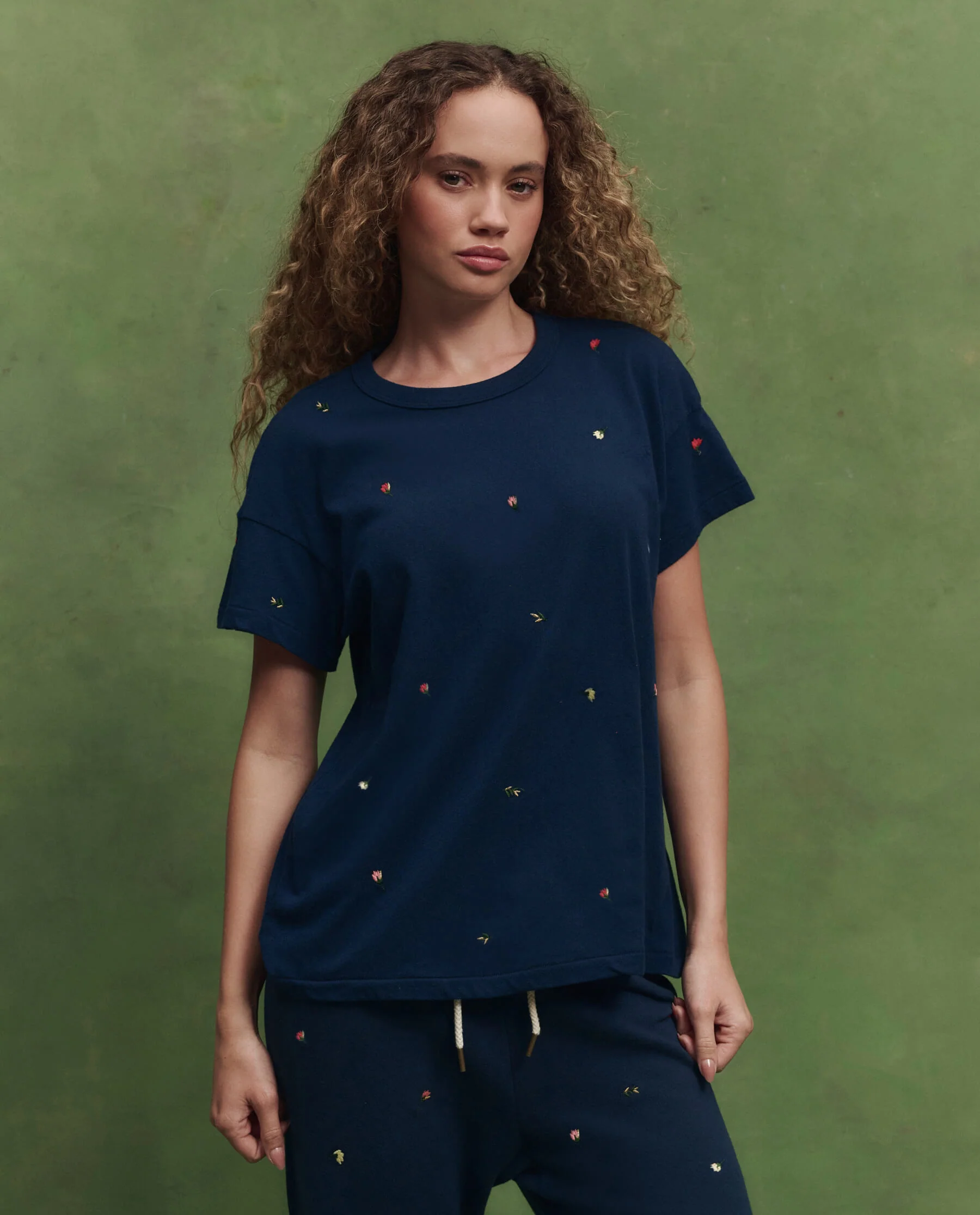 413-the-boxy-crew-w-tossed-floral-embroidery.-navy-1.webp The Boxy Crew w/ Tossed Floral Embroidery. -- Navy