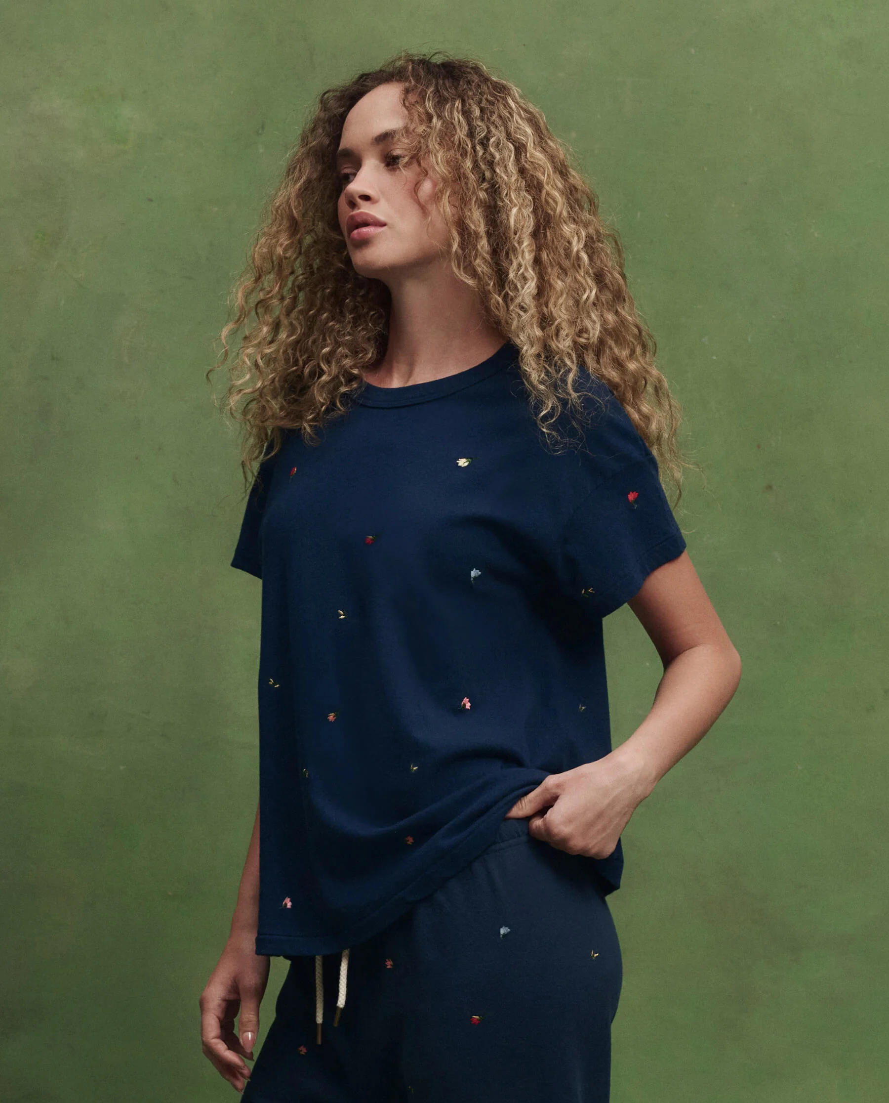 The Boxy Crew w/ Tossed Floral Embroidery. -- Navy