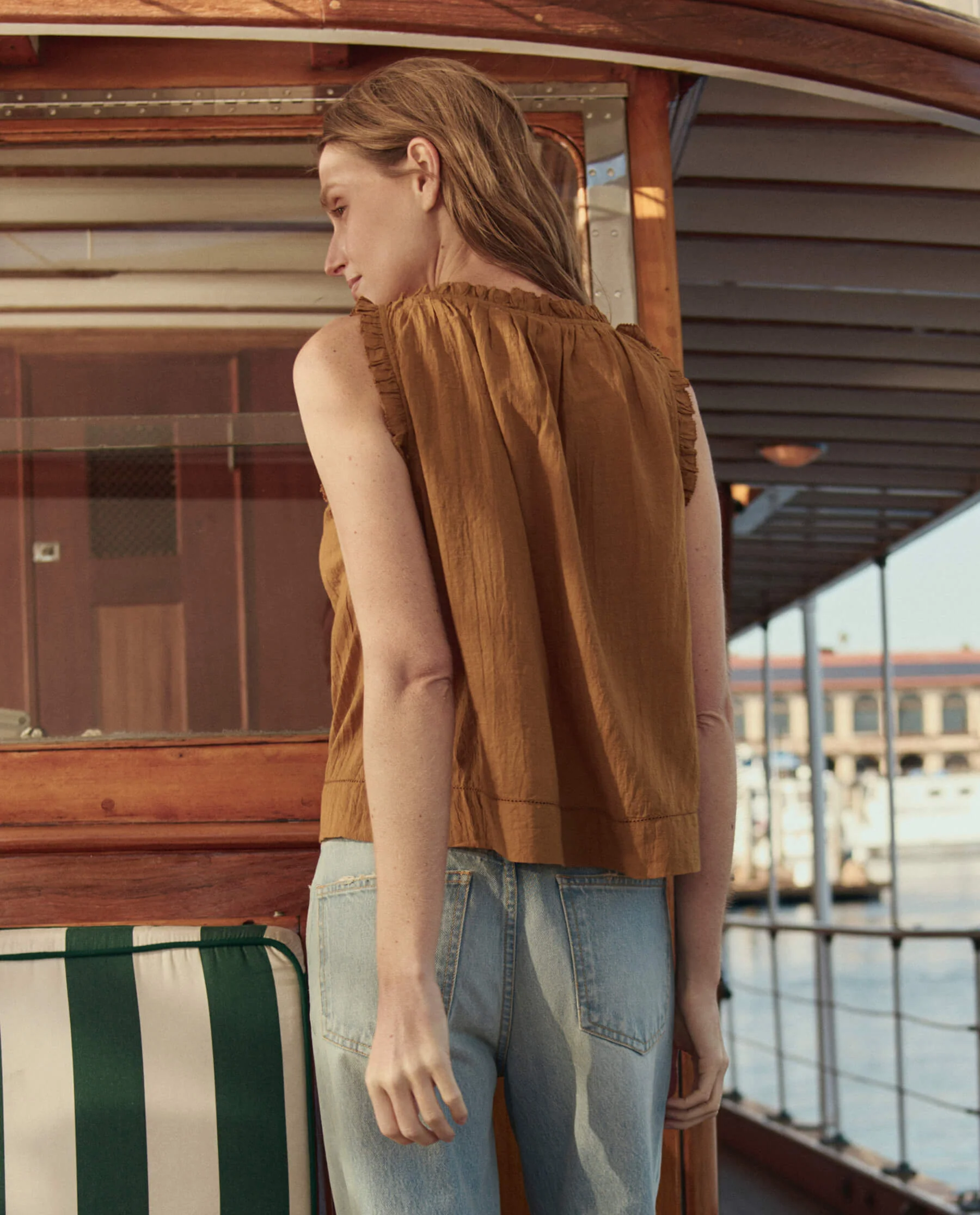 The Vignette Top. -- Clay