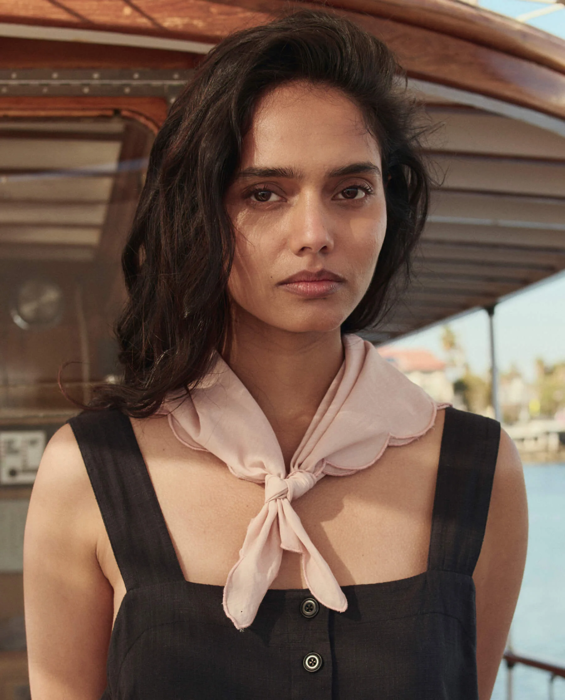 The Scalloped Bandana. -- Petal