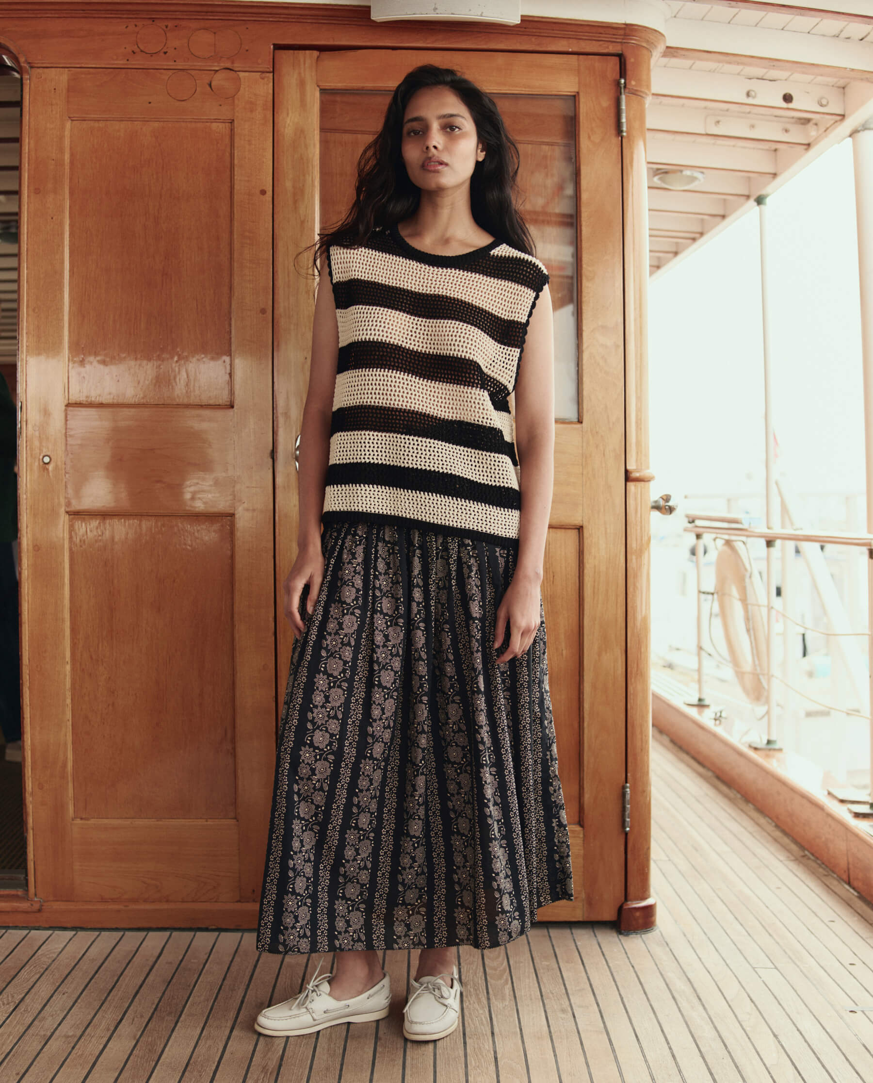 The Canary Skirt. -- Black And Cream Token Floral