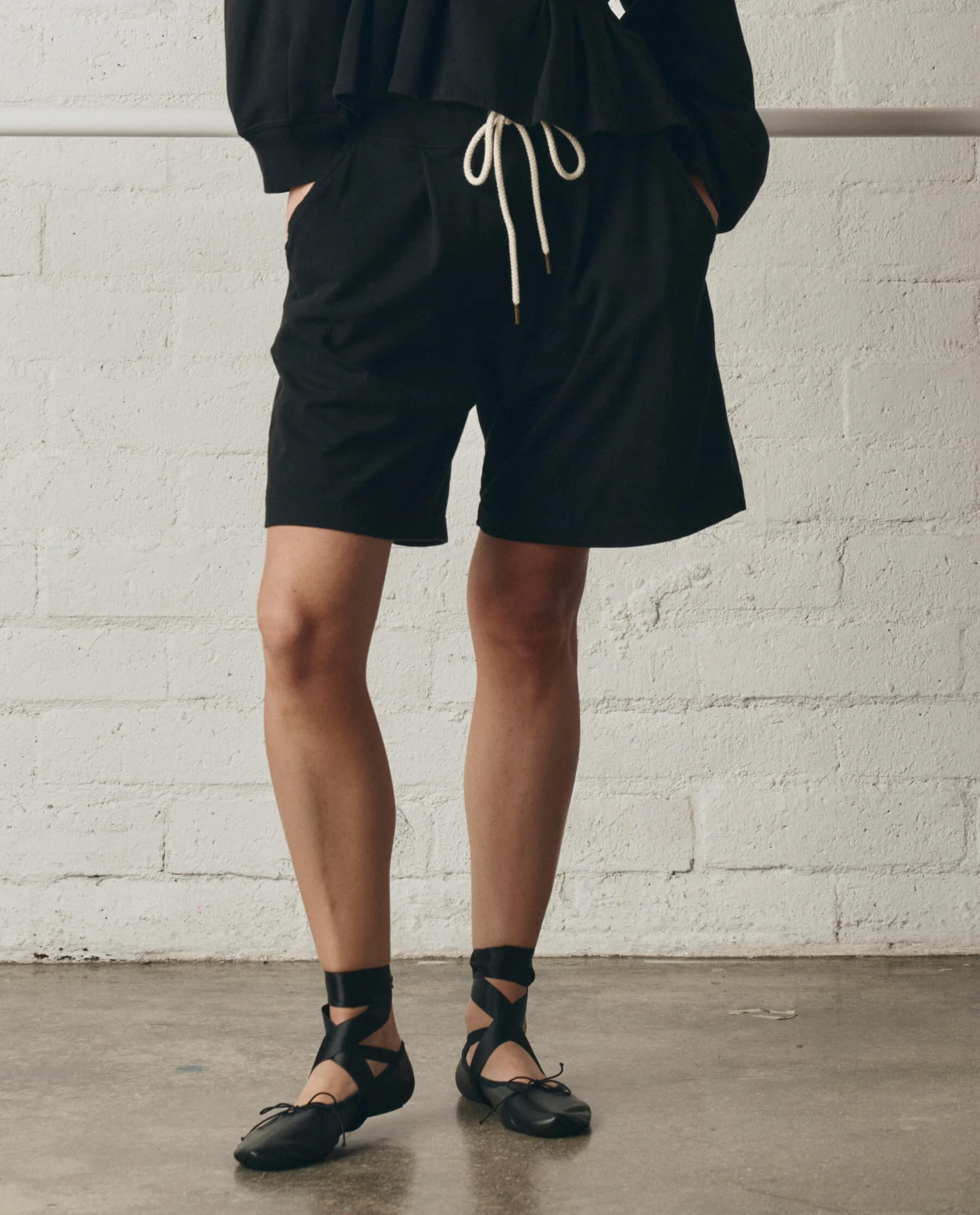 953-the-relaxed-sport-short.-true-black-3.webp The Relaxed Sport Short. -- True Black