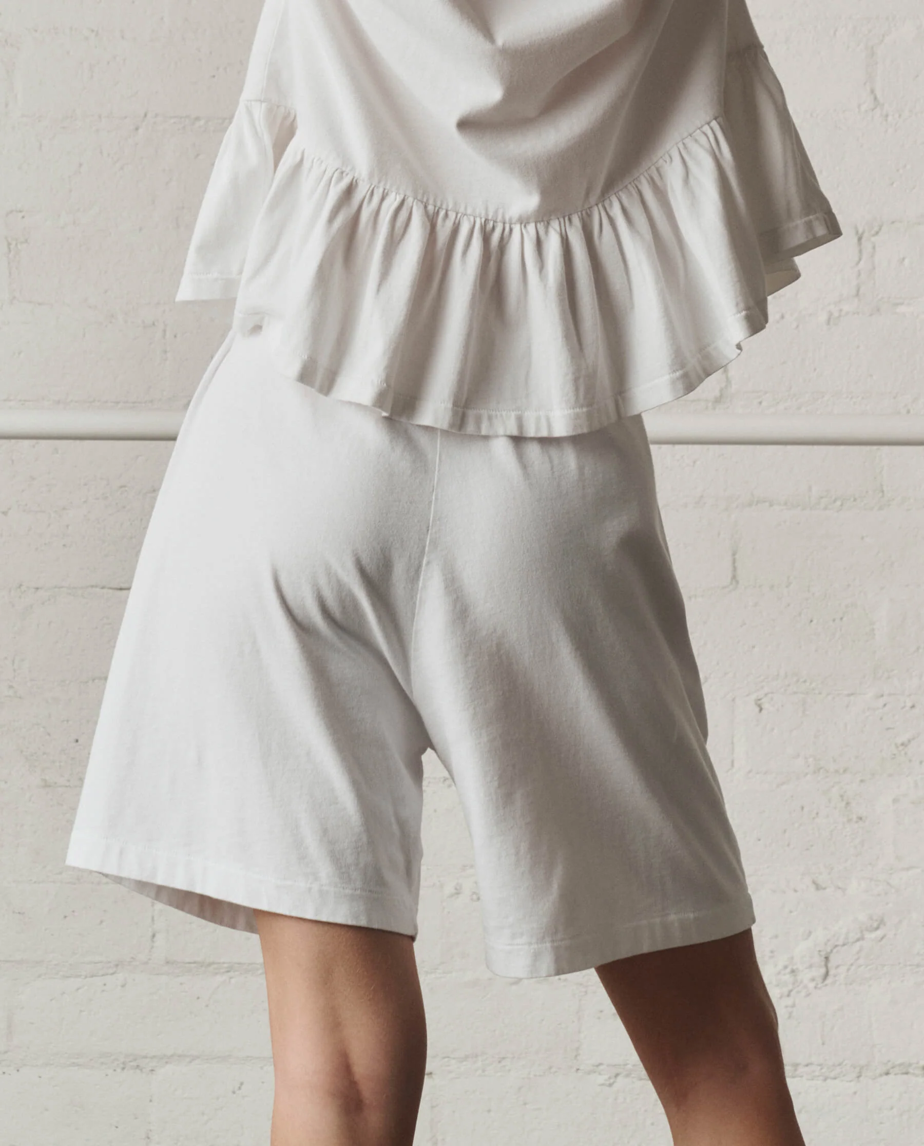 958-the-relaxed-sport-short.-true-white-2.webp The Relaxed Sport Short. -- True White