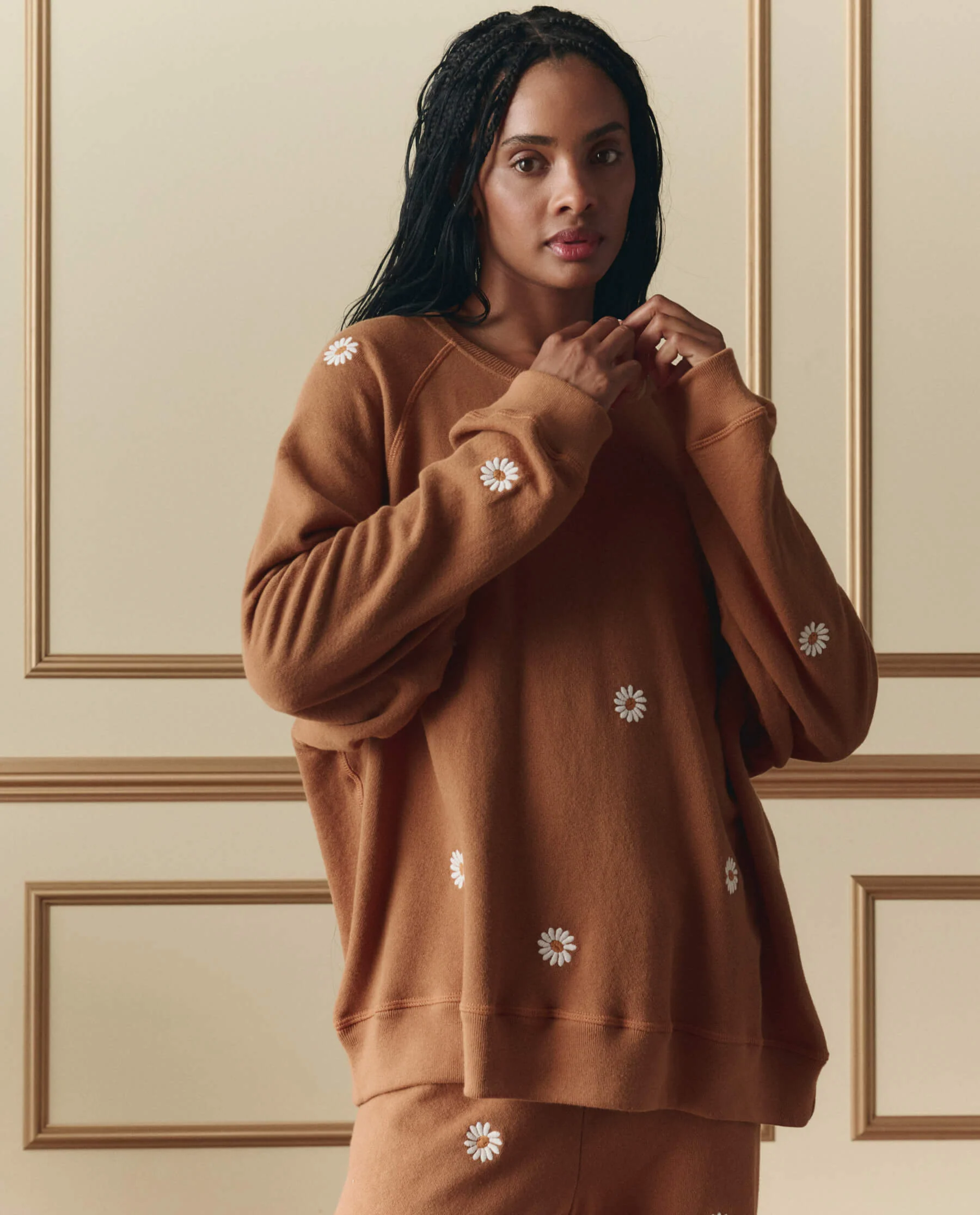 The Slouch Sweatshirt W/ Floating Daisy Embroidery. -- Suntan
